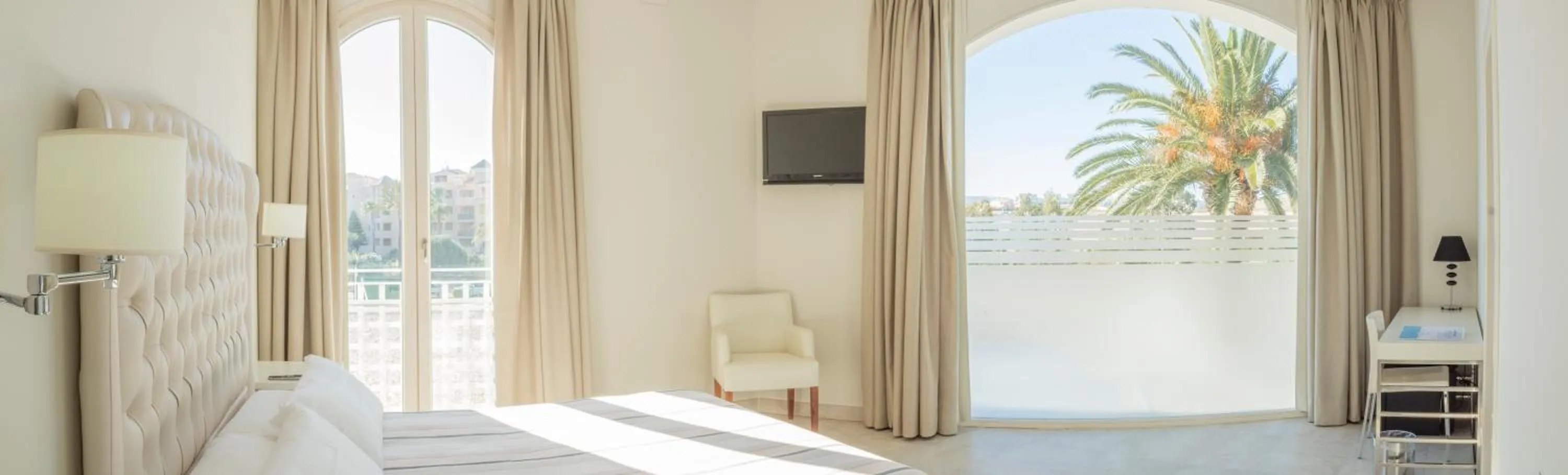 Decorative detail, Bed in Hotel Atlántico