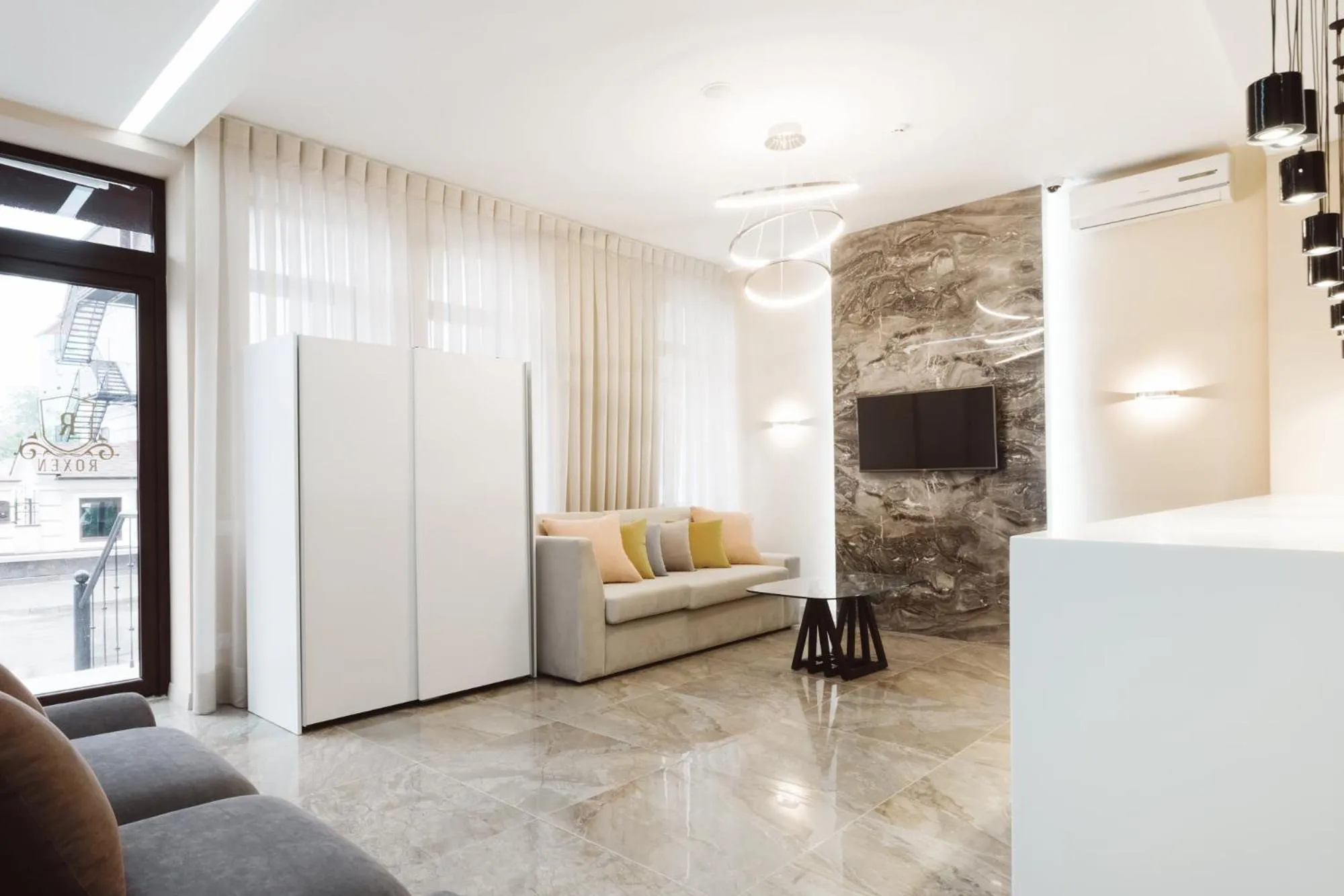 Communal lounge/ TV room in Roxen Hotel&Spa