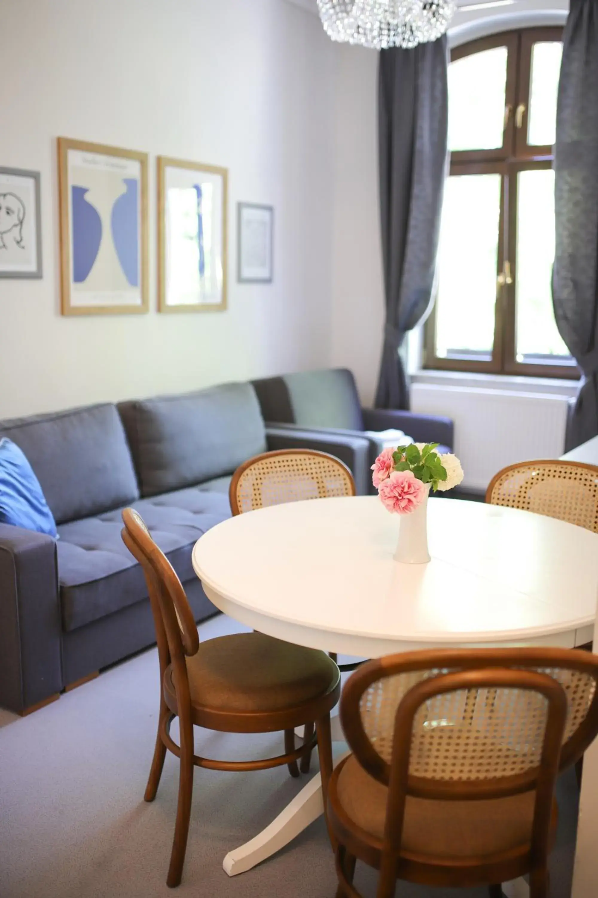 Photo of the whole room in Willa Puck Photo of the whole room in Willa Puck