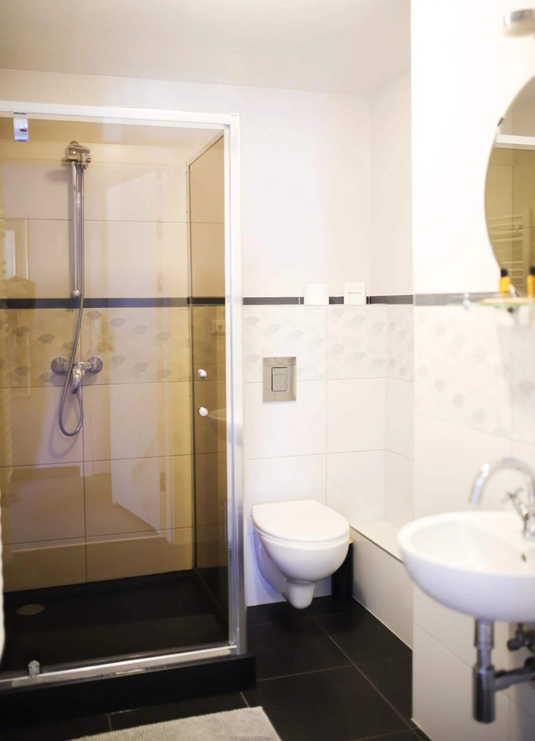 Bathroom in Willa Puck