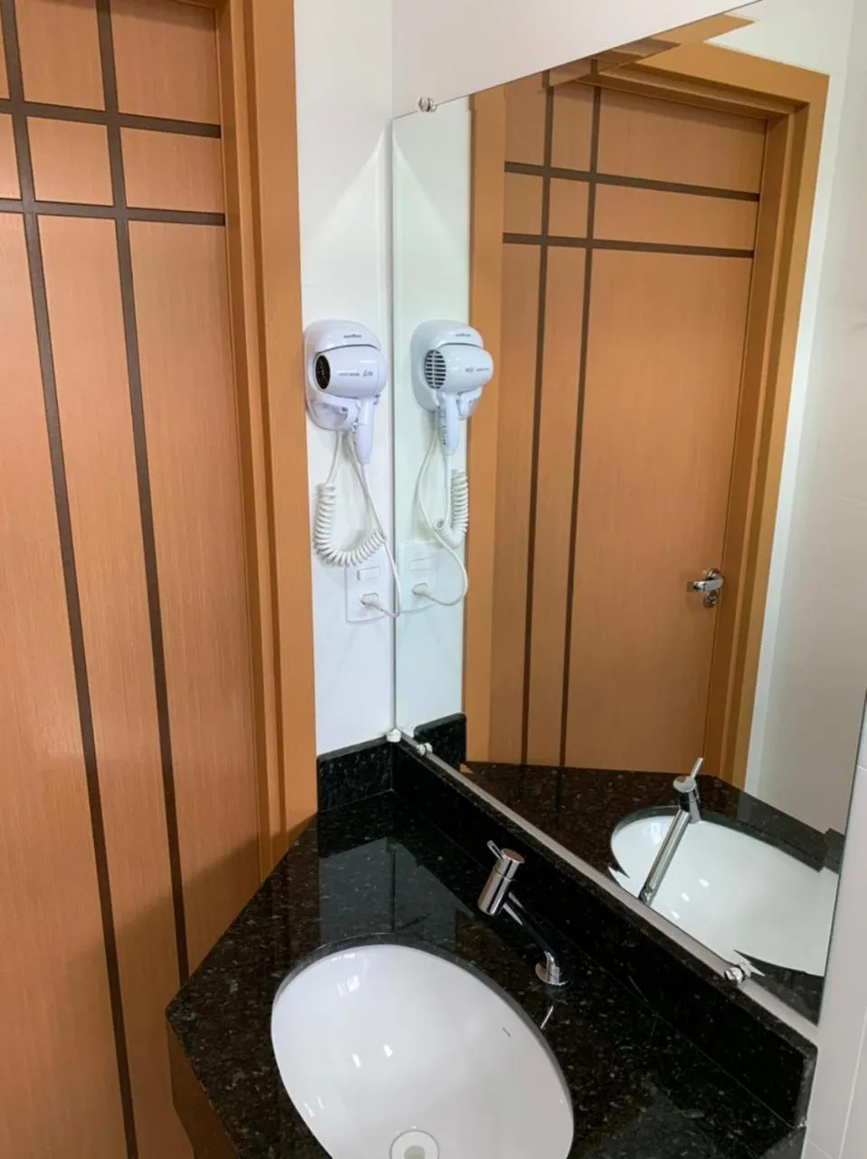 Toilet in Prudentópolis Palace Hotel