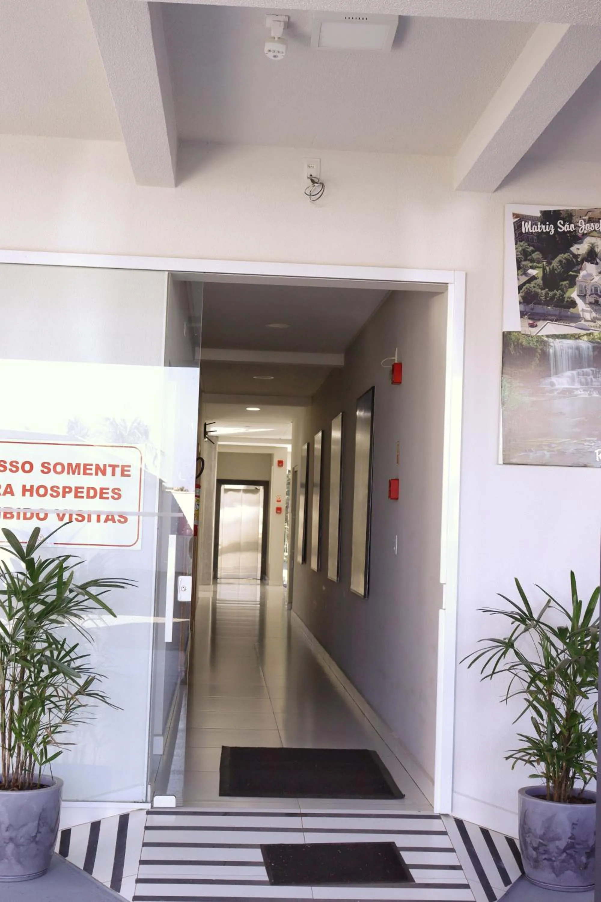 Parking in Prudentópolis Palace Hotel