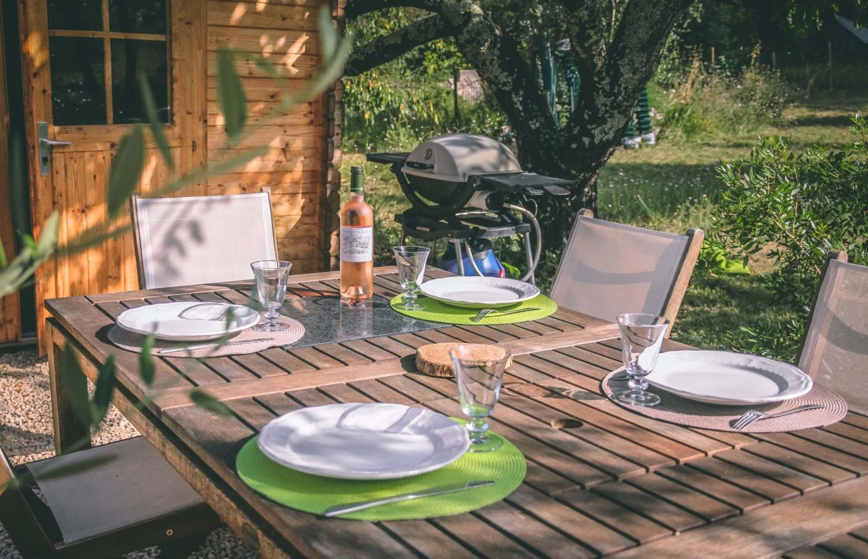 BBQ facilities in Chambres d'Hôtes Carpe Diem