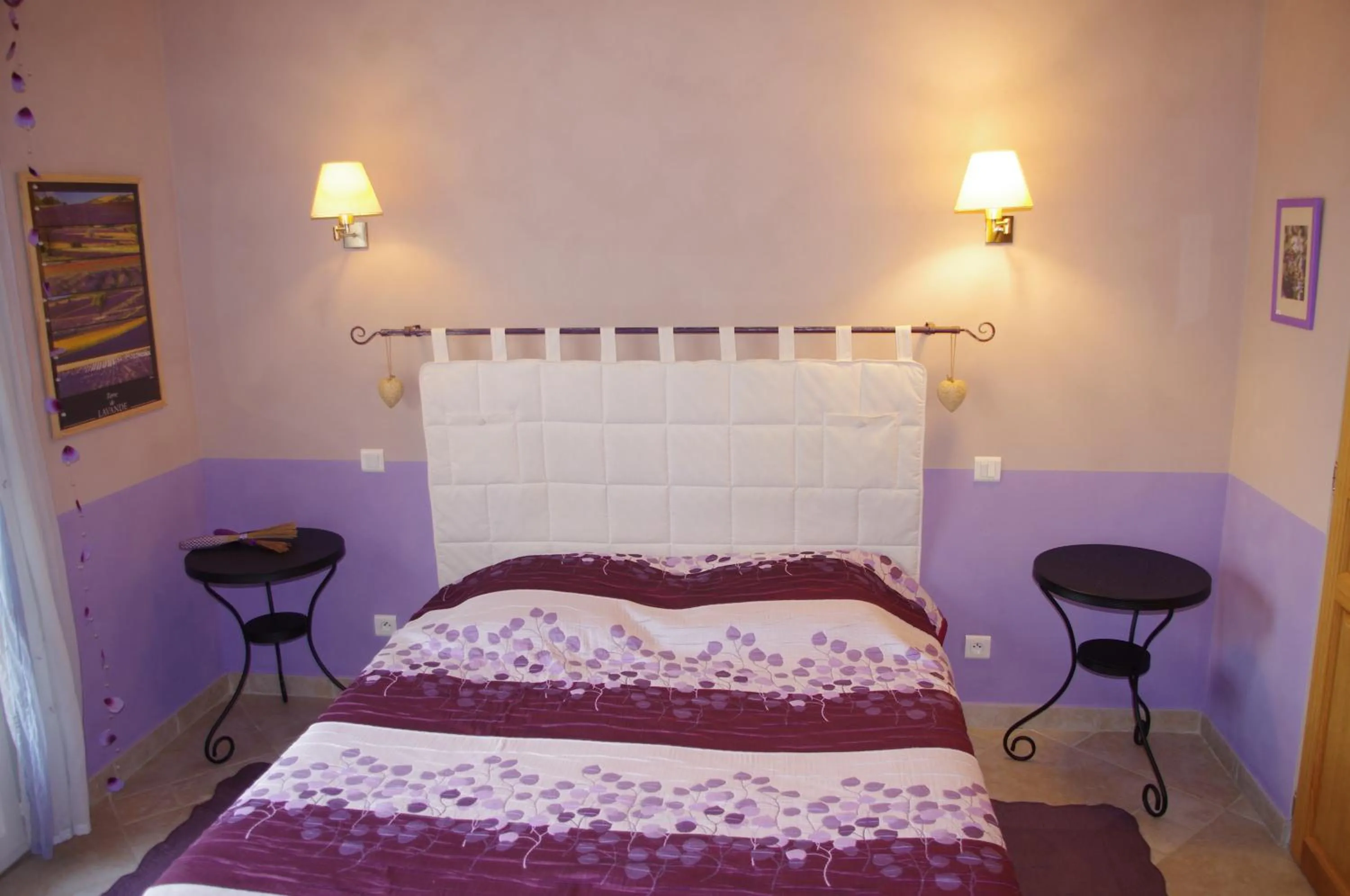 Bed in Chambres d'Hôtes Carpe Diem