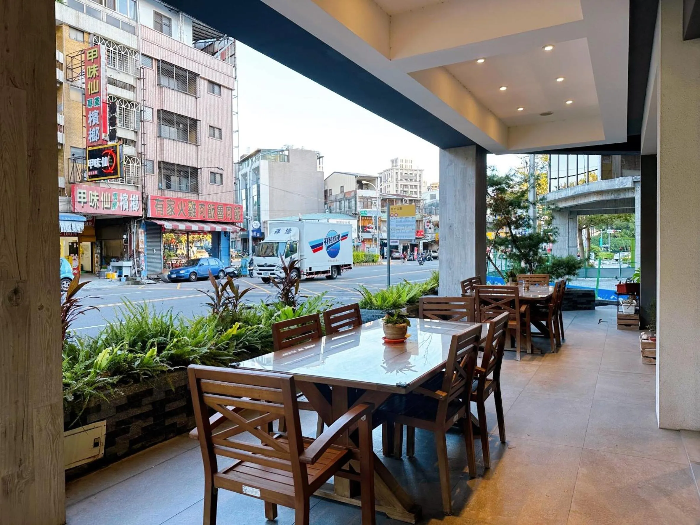 Property building in DLInn Hotel