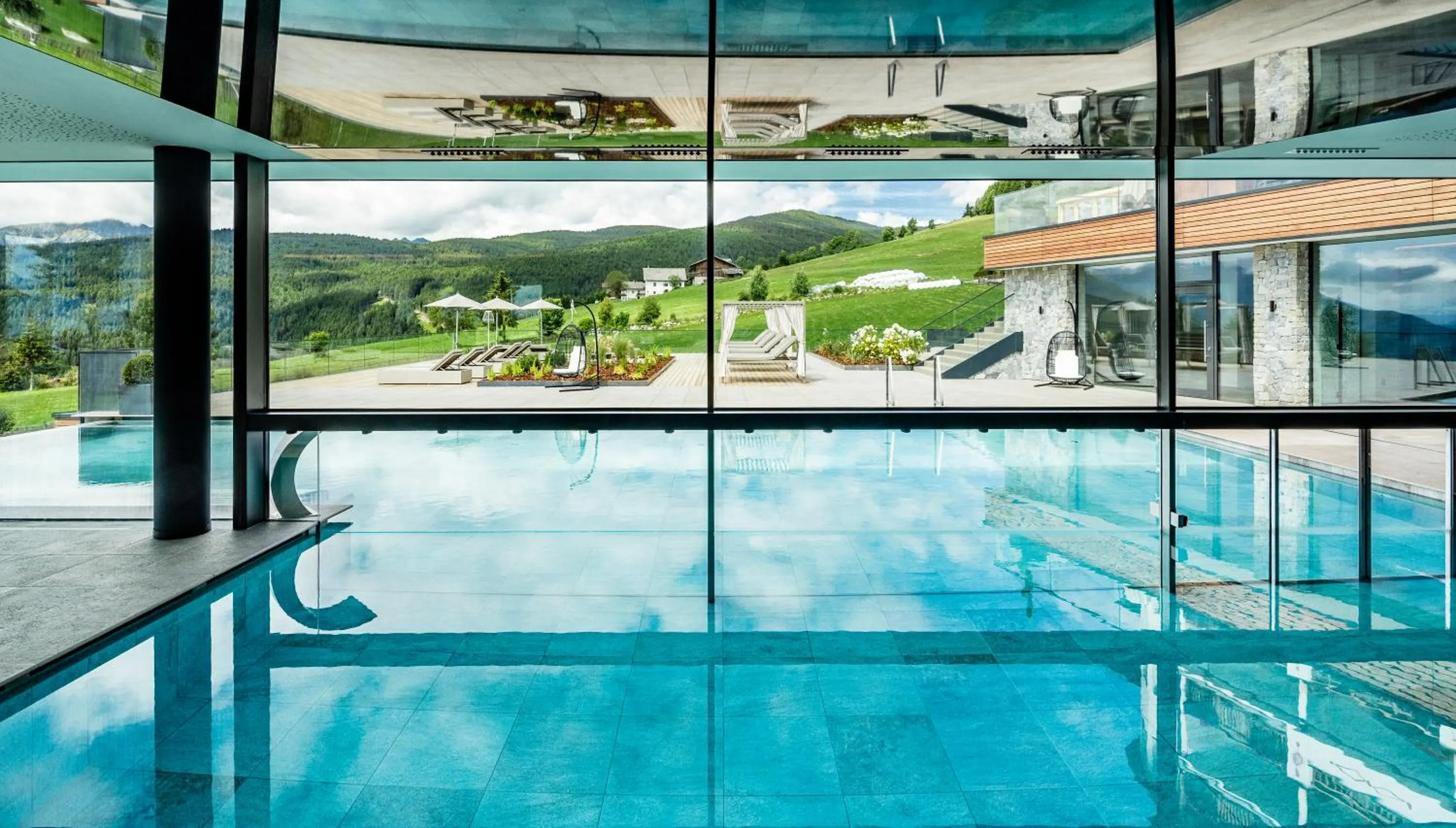 Hot Spring Bath in SONNENBERG Panorama Dolomites Wellbeing
