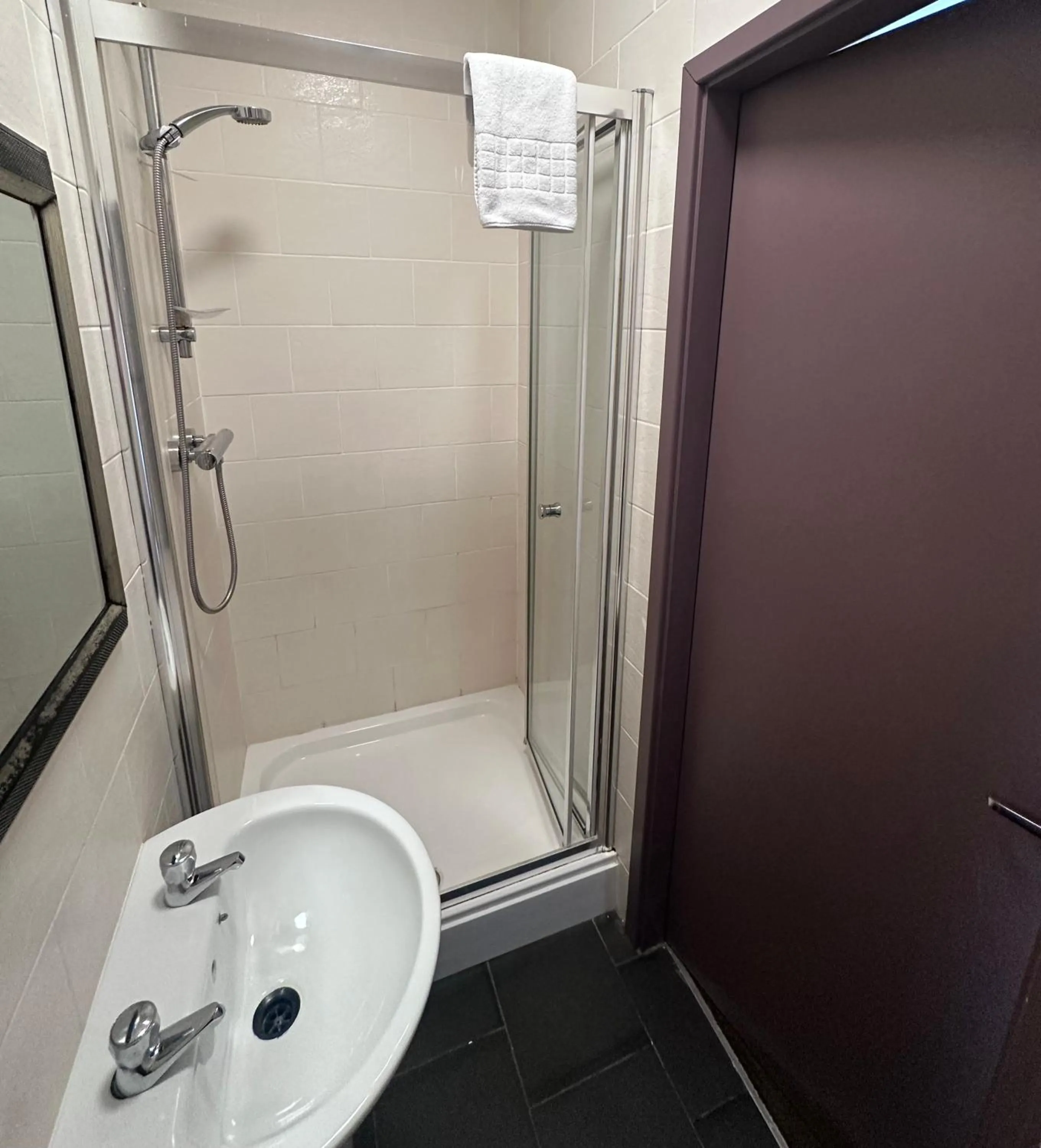 Shower in Minworth Lodge