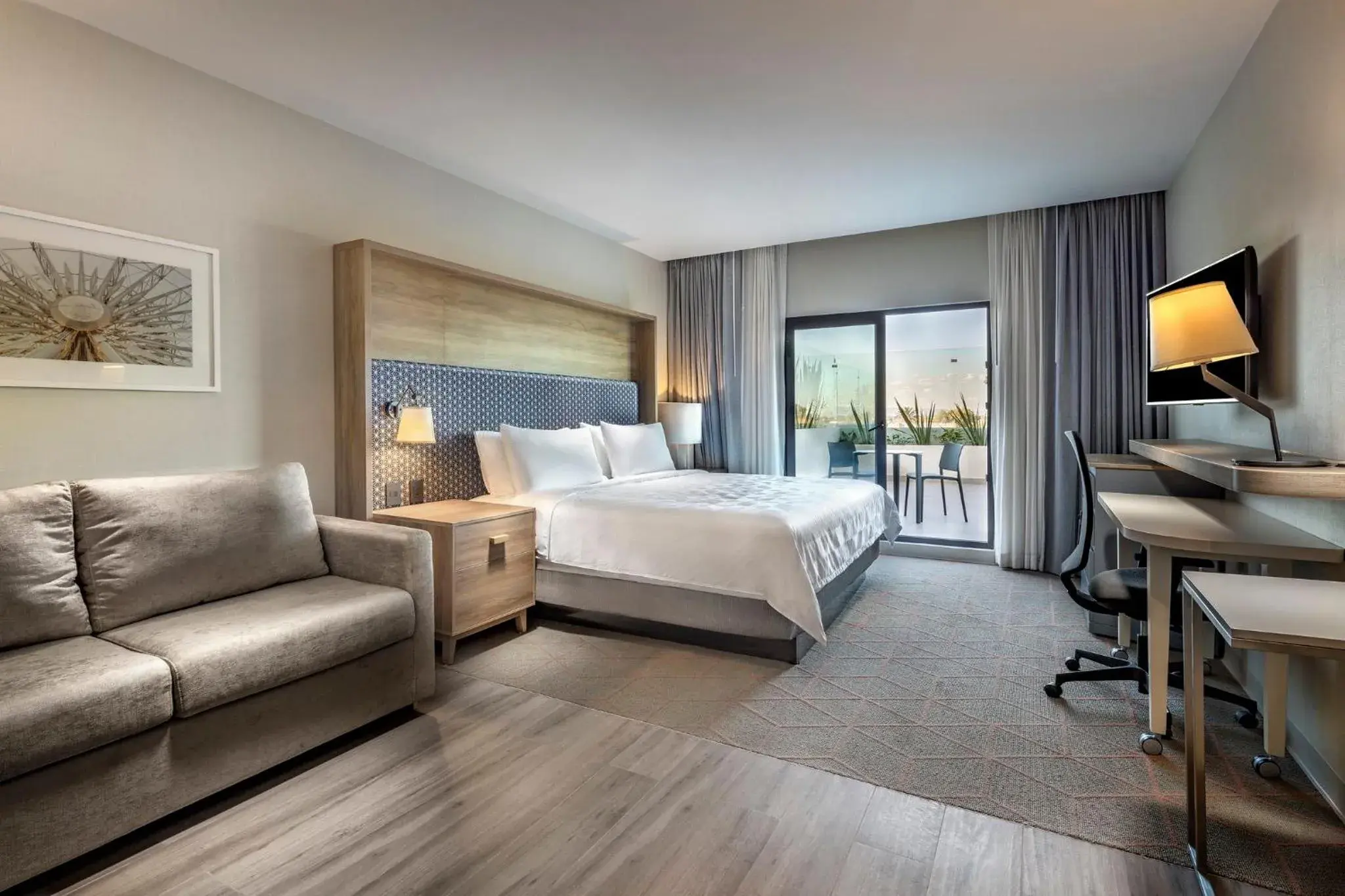 Photo of the whole room, Bed in Holiday Inn & Suites - Aguascalientes by IHG Photo of the whole room, Bed in Holiday Inn & Suites - Aguascalientes by IHG