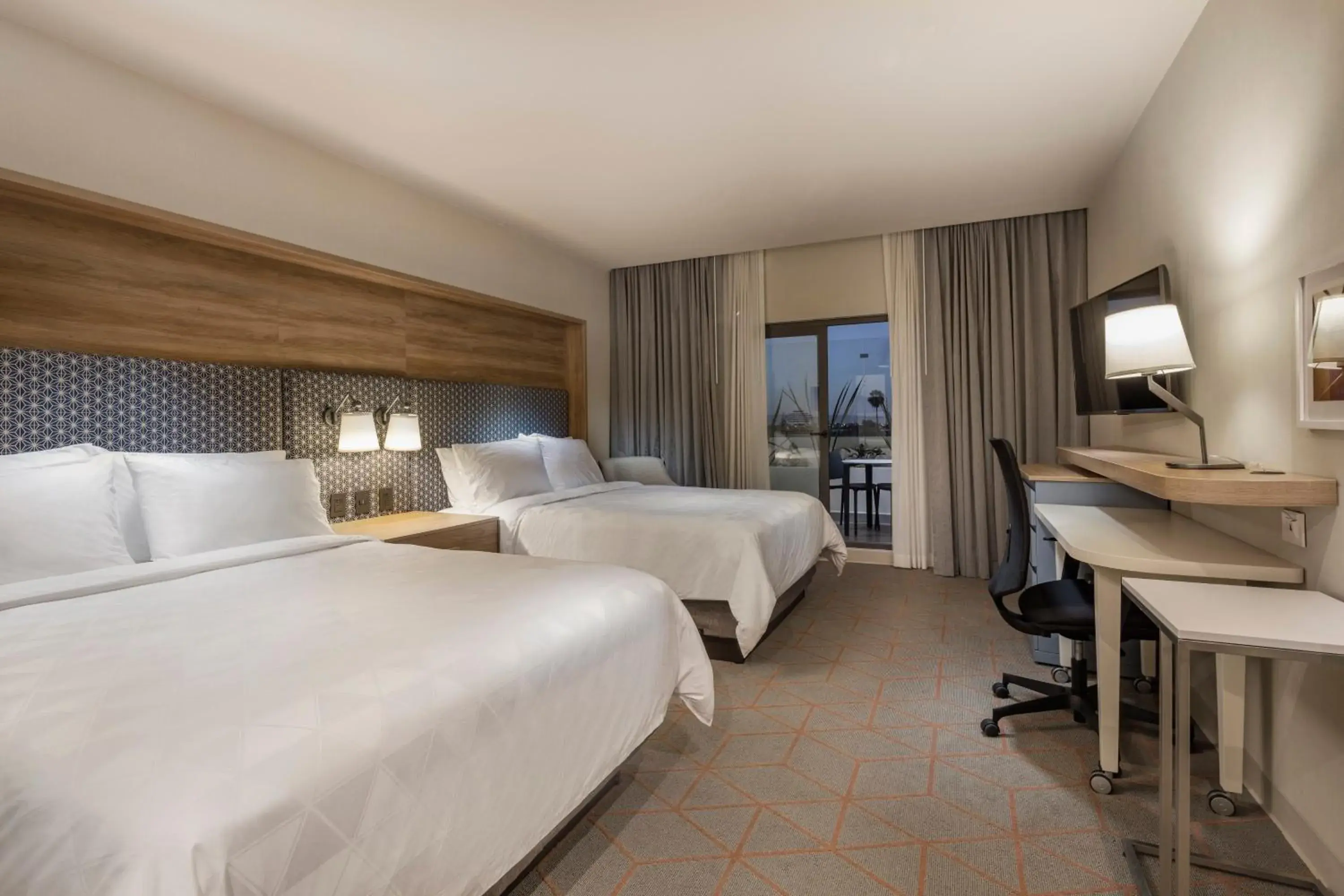 Photo of the whole room, Bed in Holiday Inn & Suites - Aguascalientes by IHG Photo of the whole room, Bed in Holiday Inn & Suites - Aguascalientes by IHG