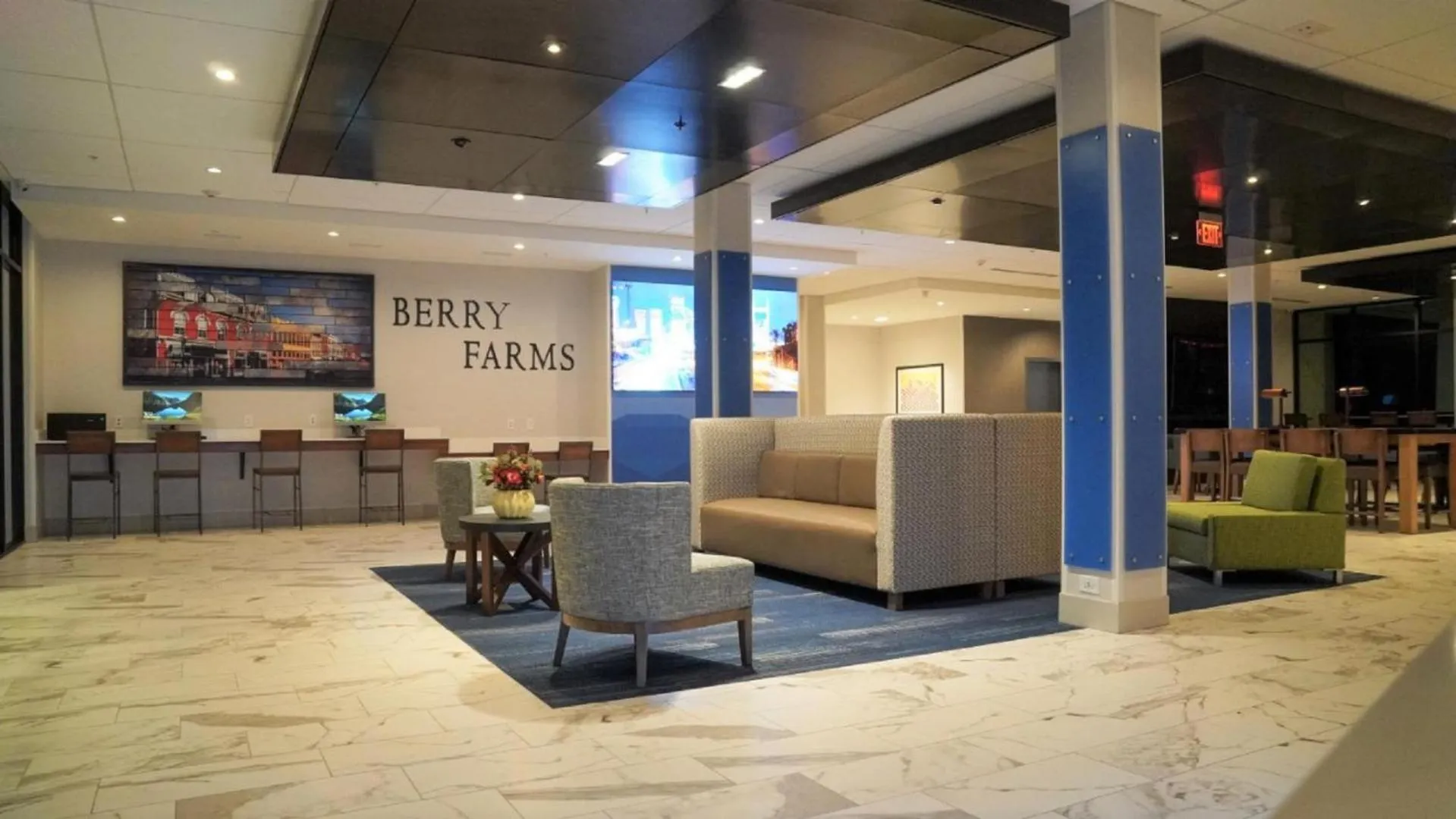 Lobby or reception in Holiday Inn Express & Suites Franklin - Berry Farms by IHG