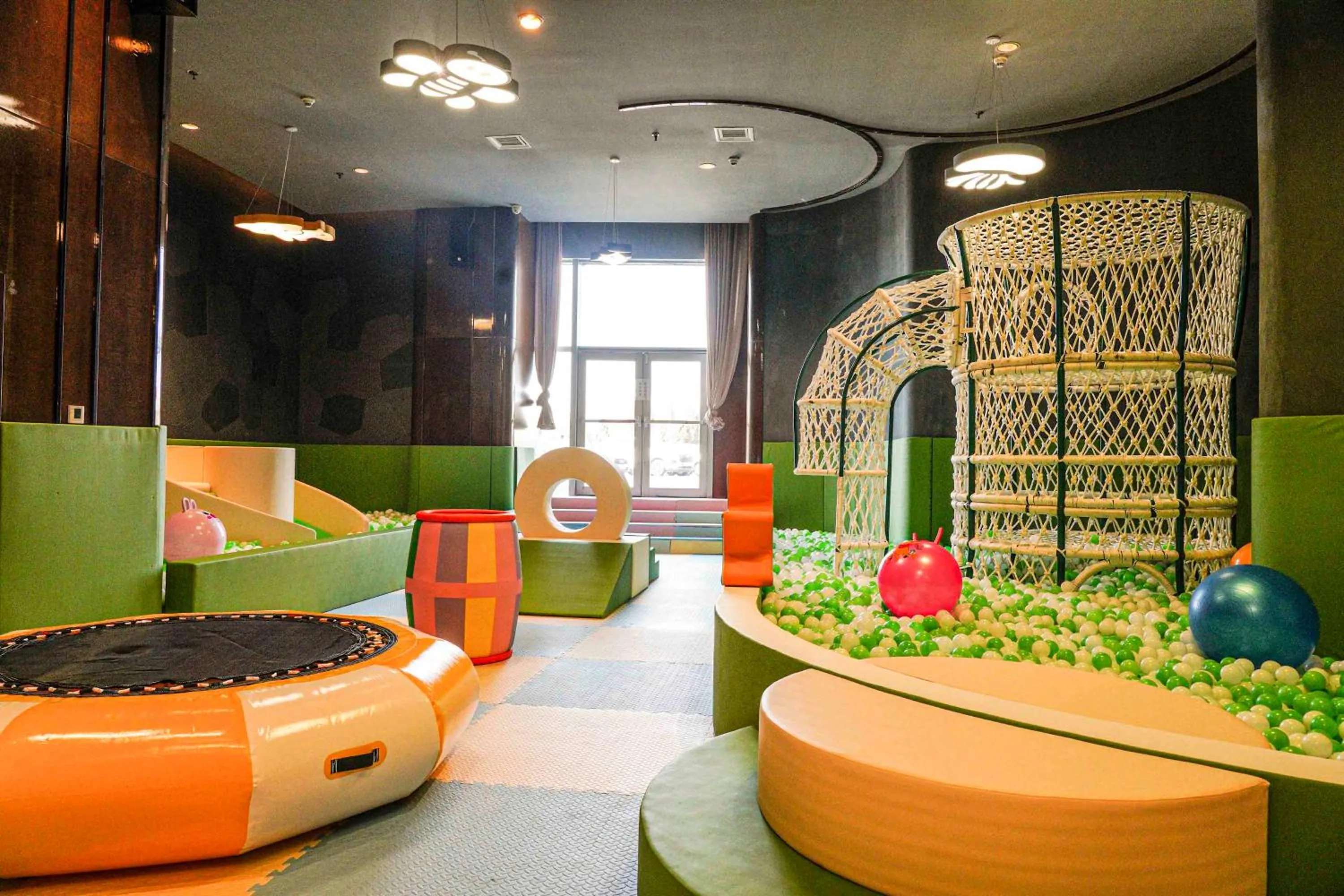 Kids's club in Crowne Plaza Dalian Sports Center by IHG