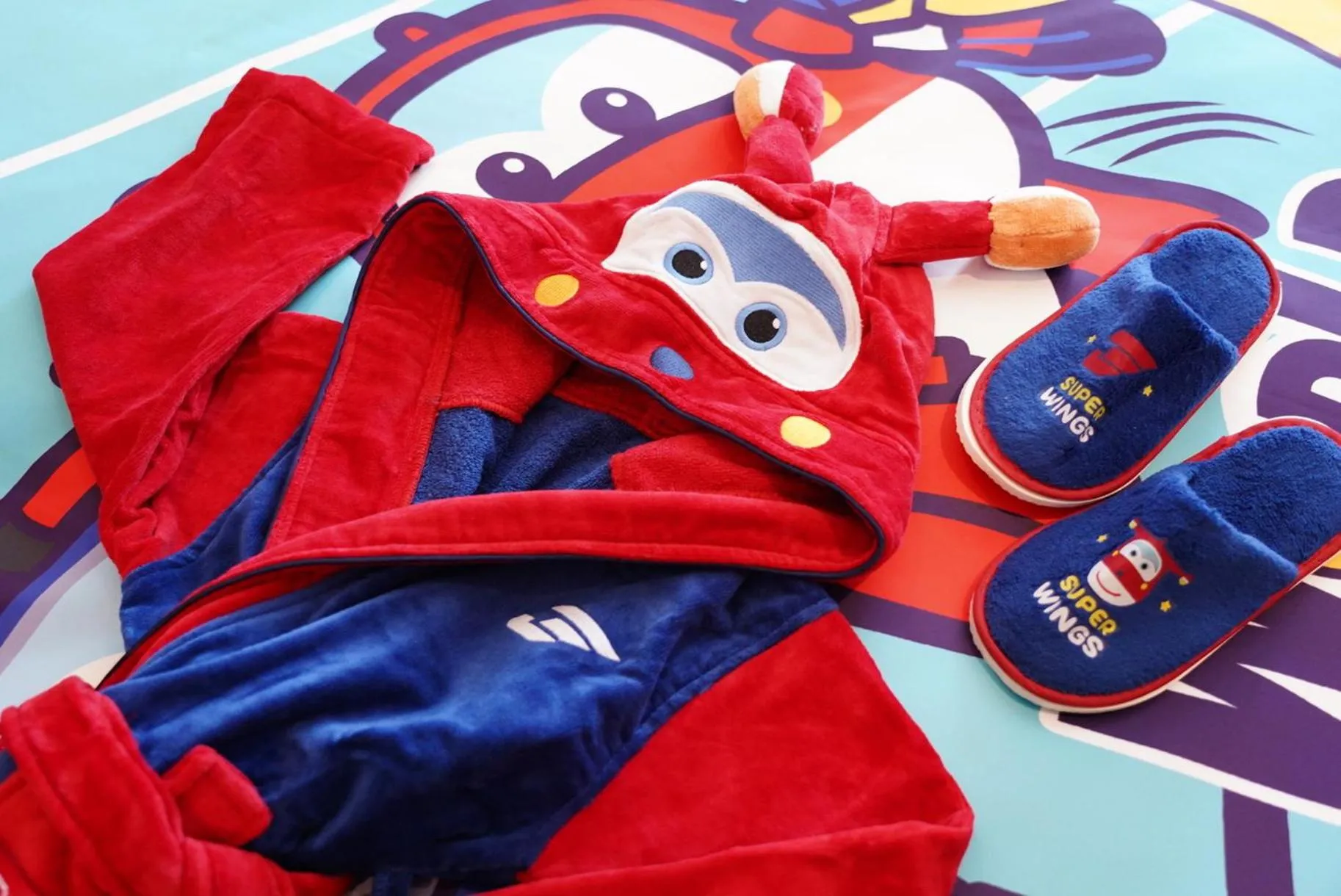 Photo of the whole room in Crowne Plaza Dalian Sports Center by IHG