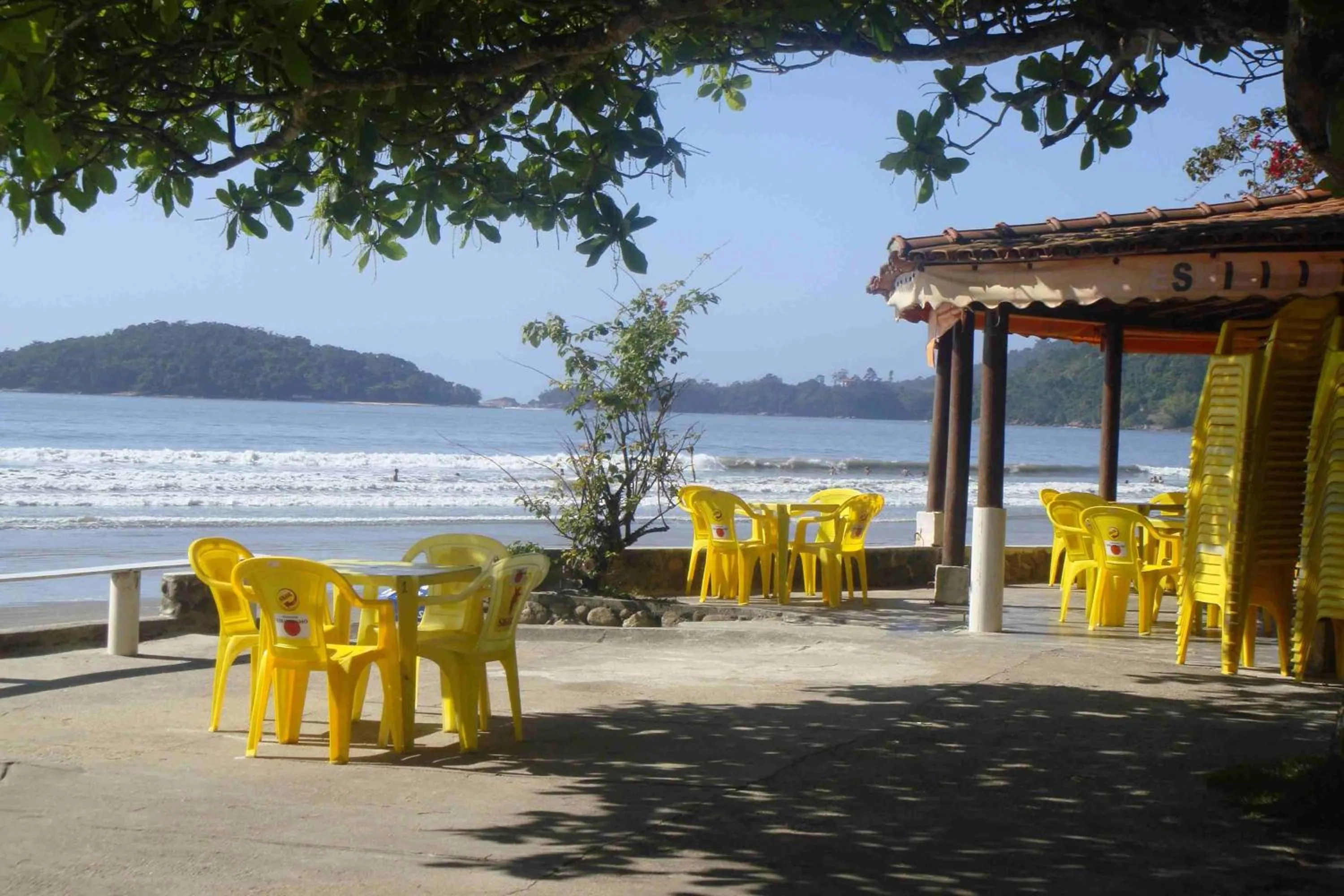 Beach in Casa Condominio 250M Praia Maranduba Wifi Churrasqueira