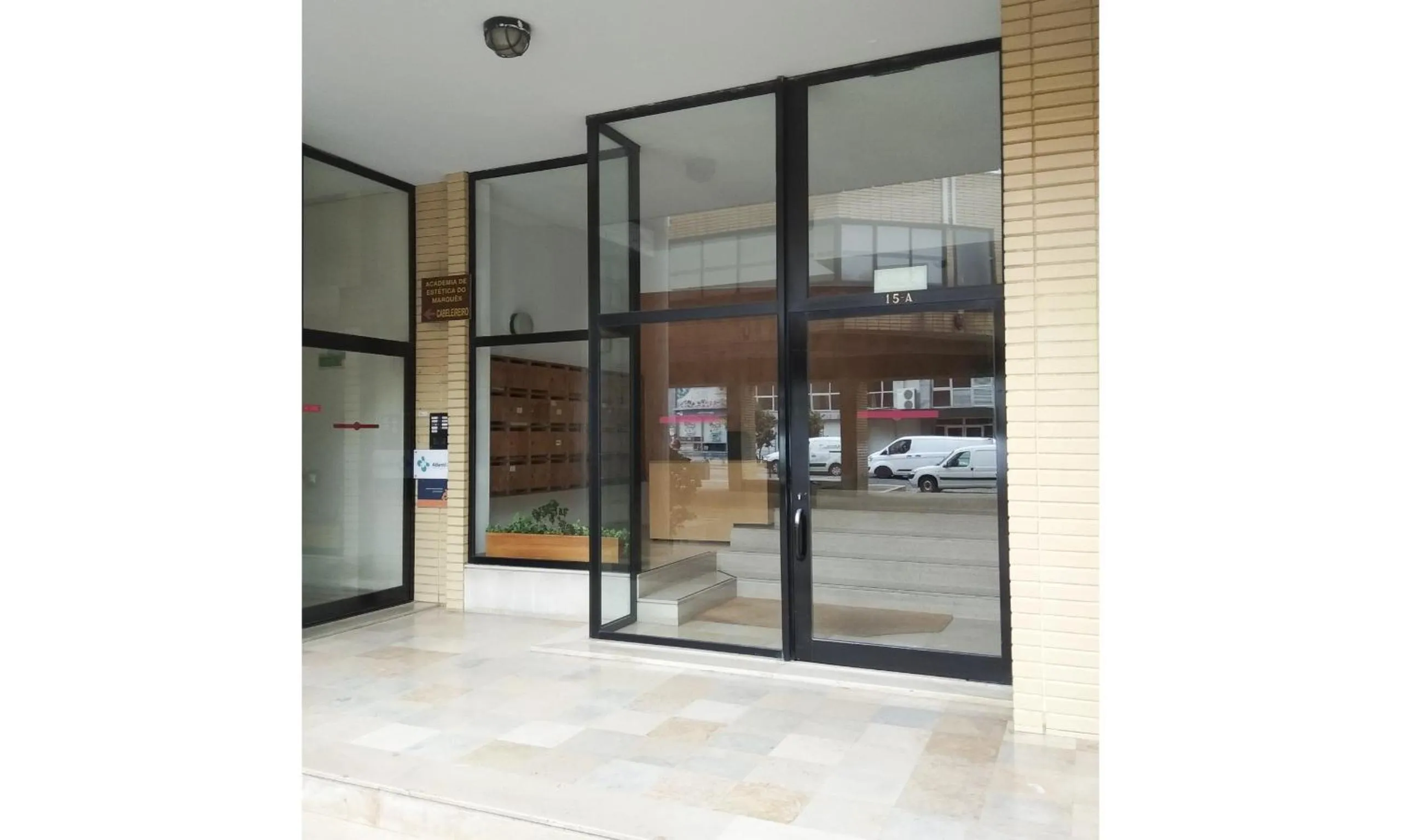 Property building in LV Premier Marques MQ2