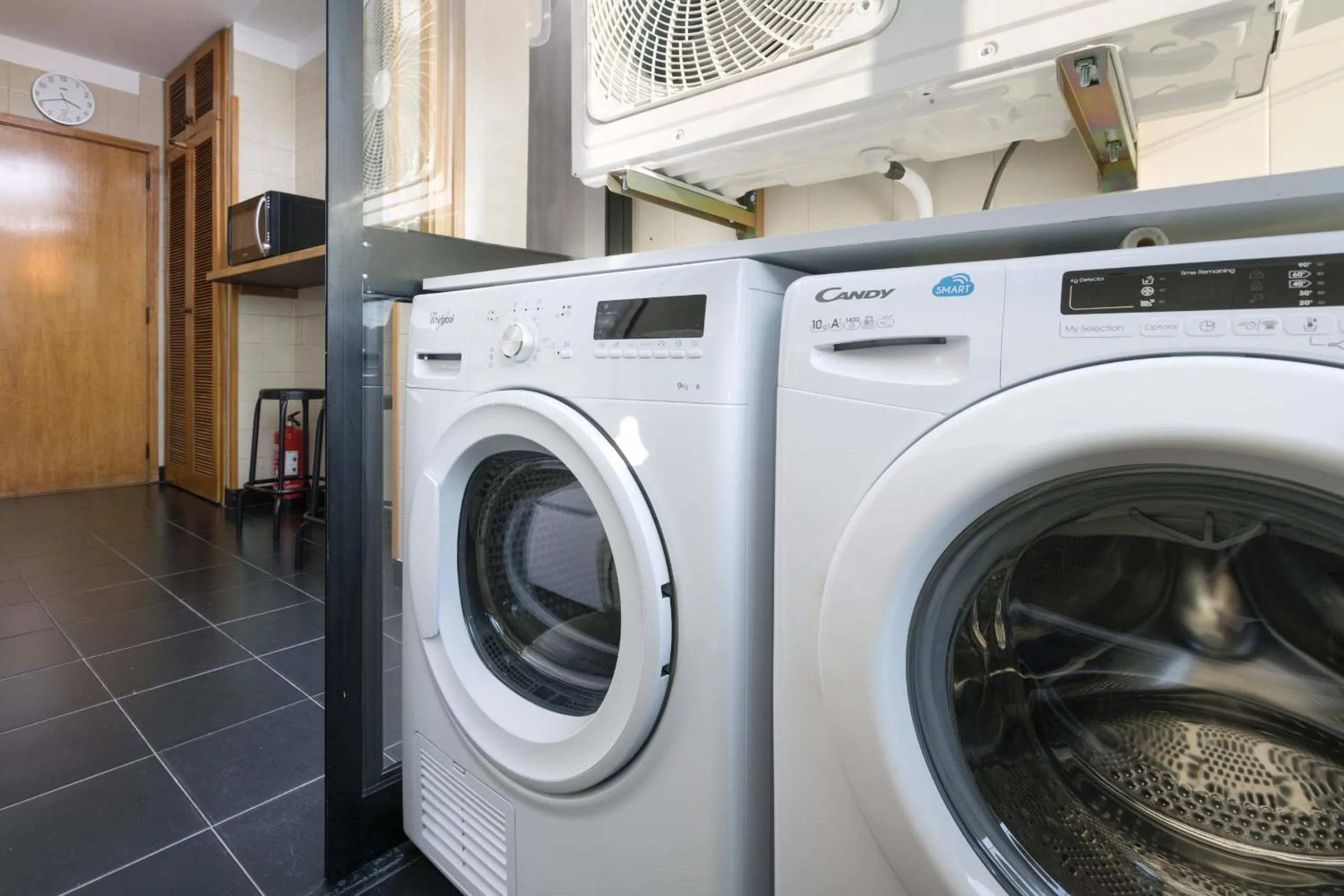 Kitchen or kitchenette in LV Premier Marques MQ2