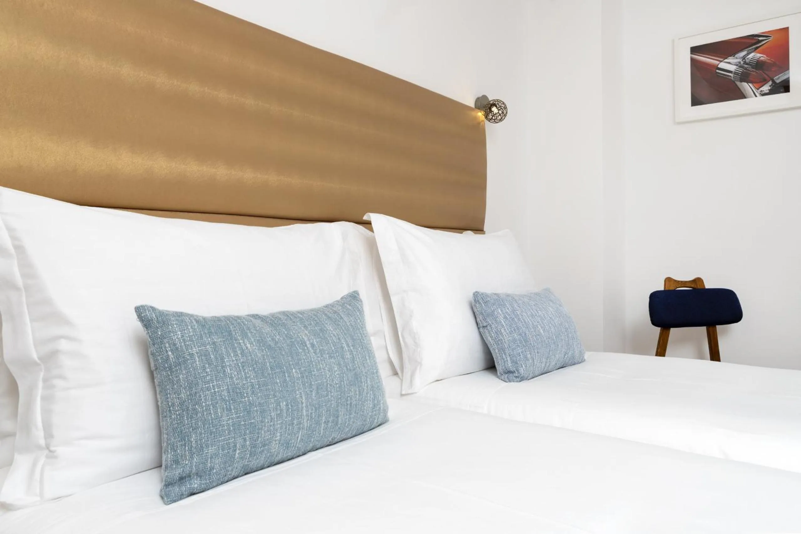 Bed in LV Premier Marques MQ2