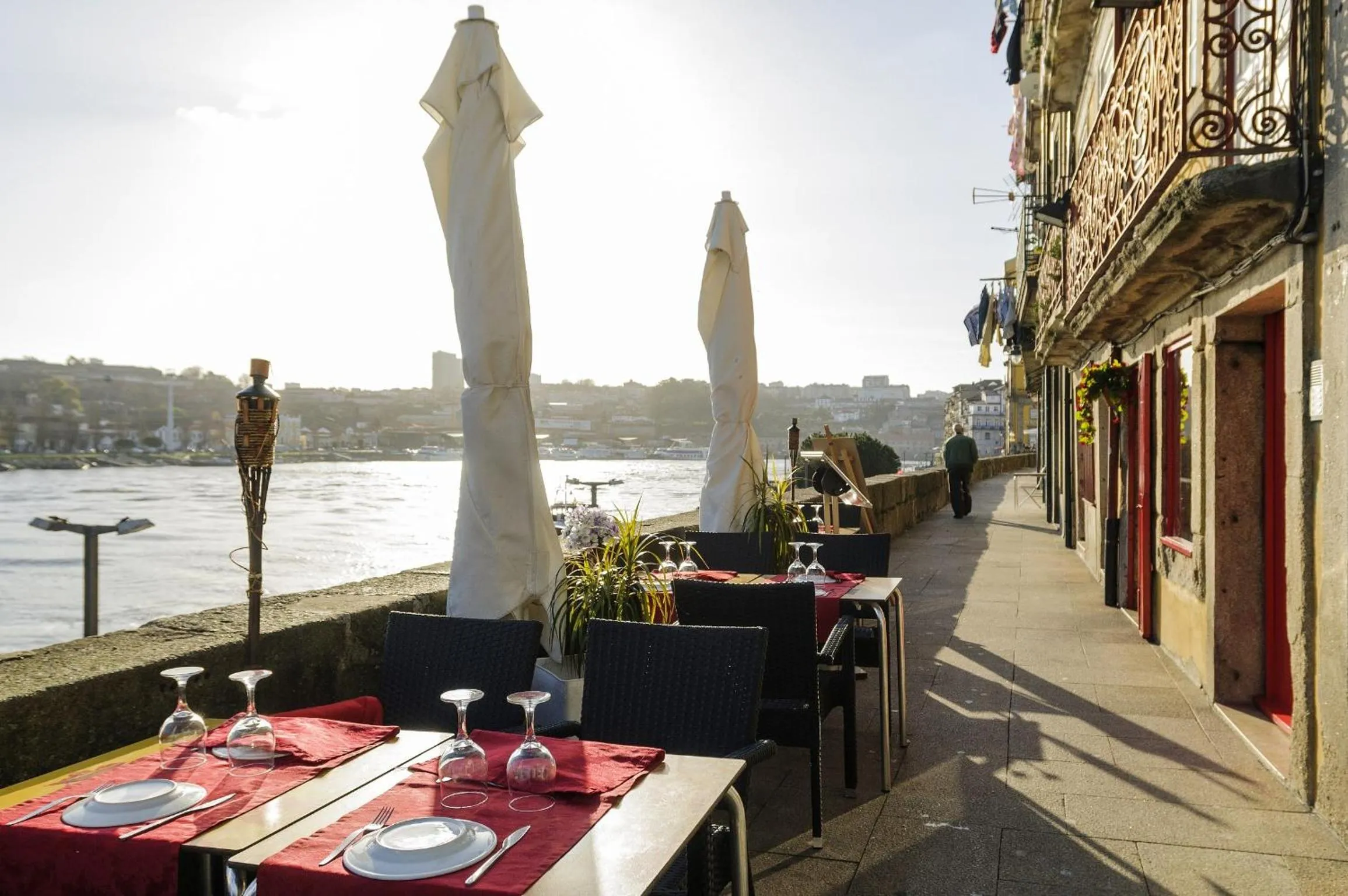 Day in YOUROPO - Ribeira Porto