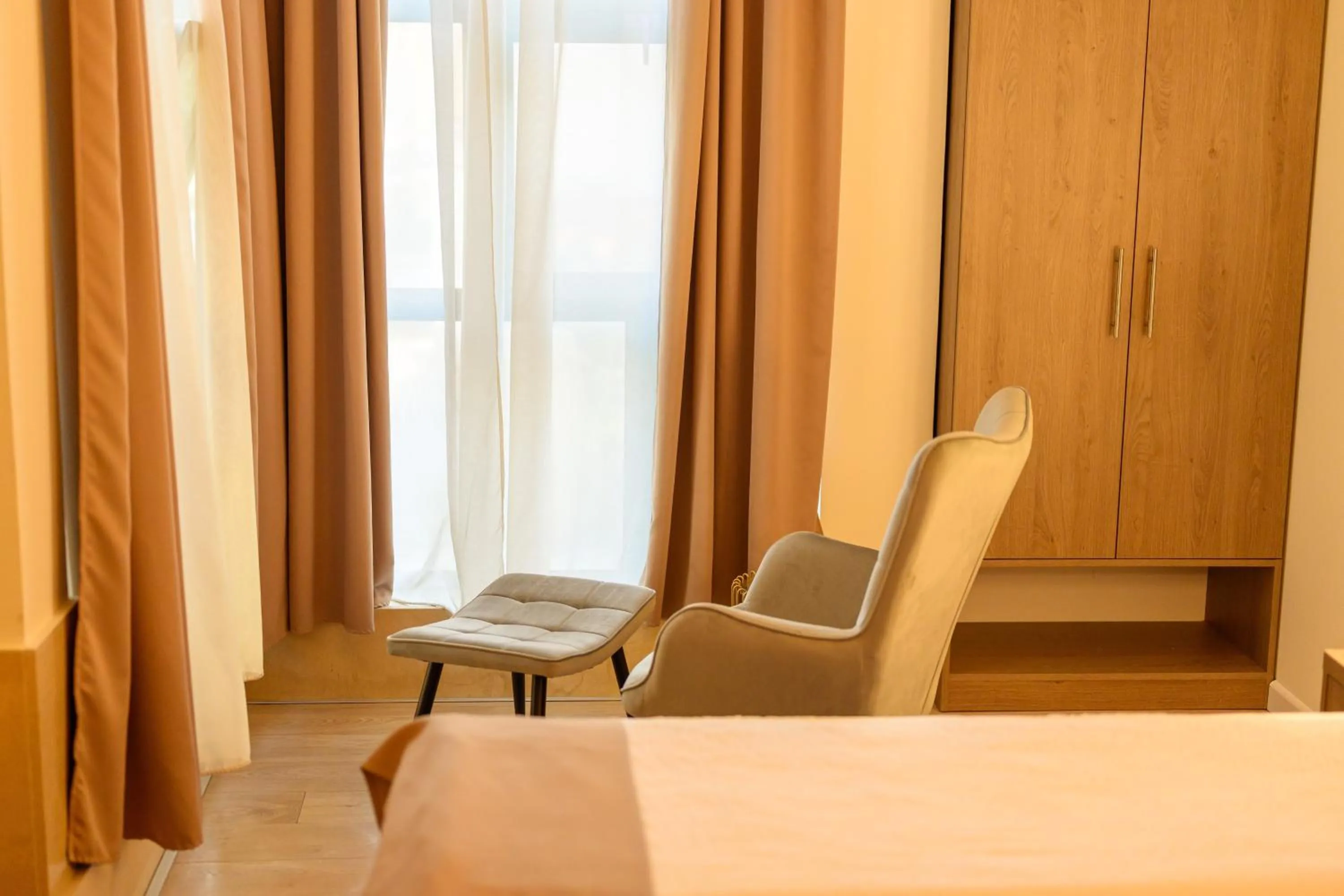 TV and multimedia, Bed in Hotel MB