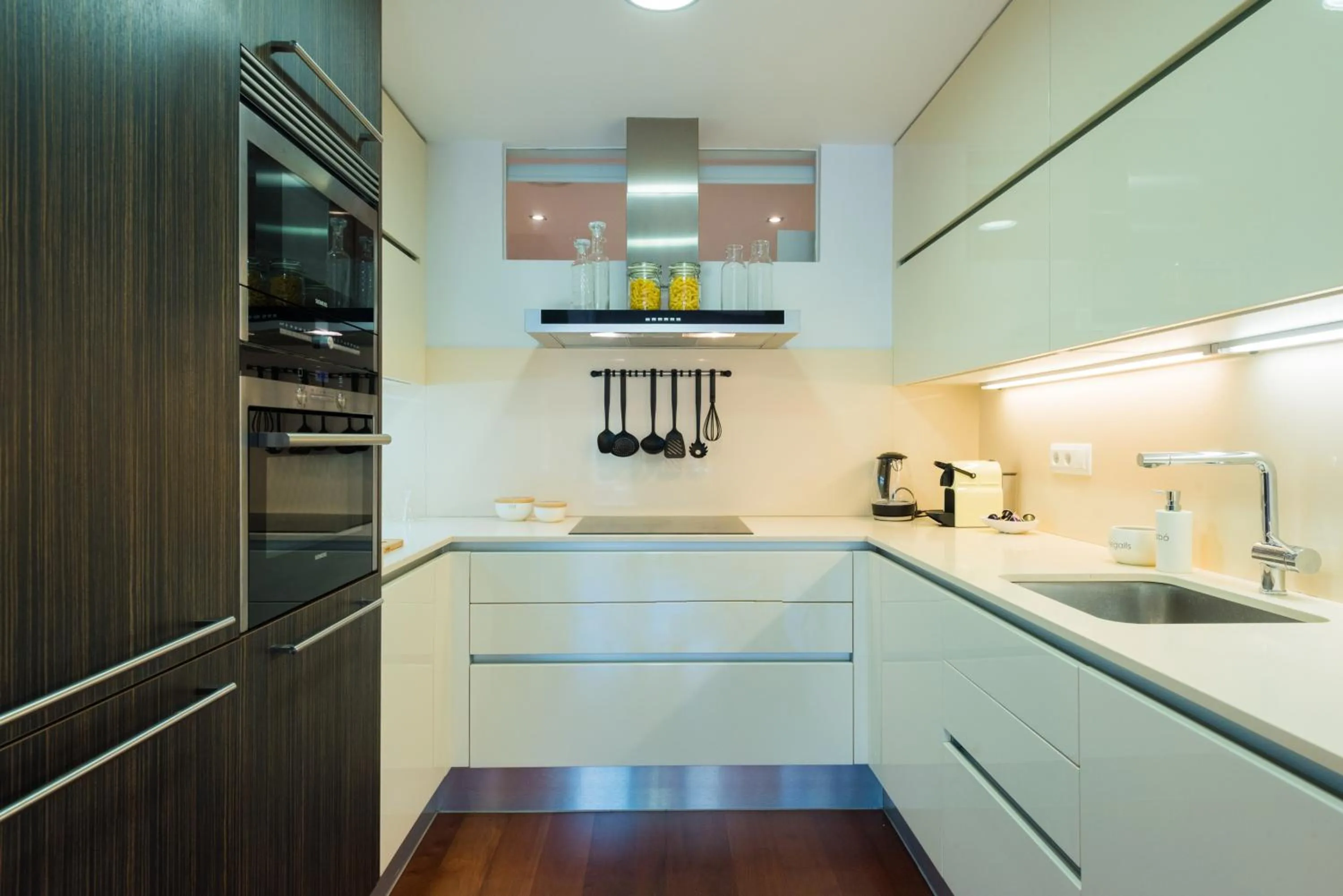 Kitchen or kitchenette in Petit Luxe l'Oasi d'Egara