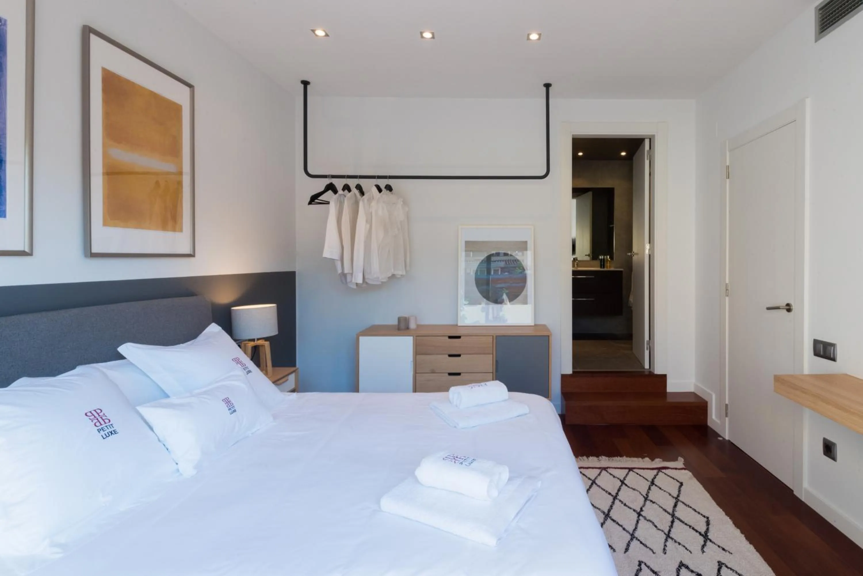 Bedroom, Bed in Petit Luxe l'Oasi d'Egara