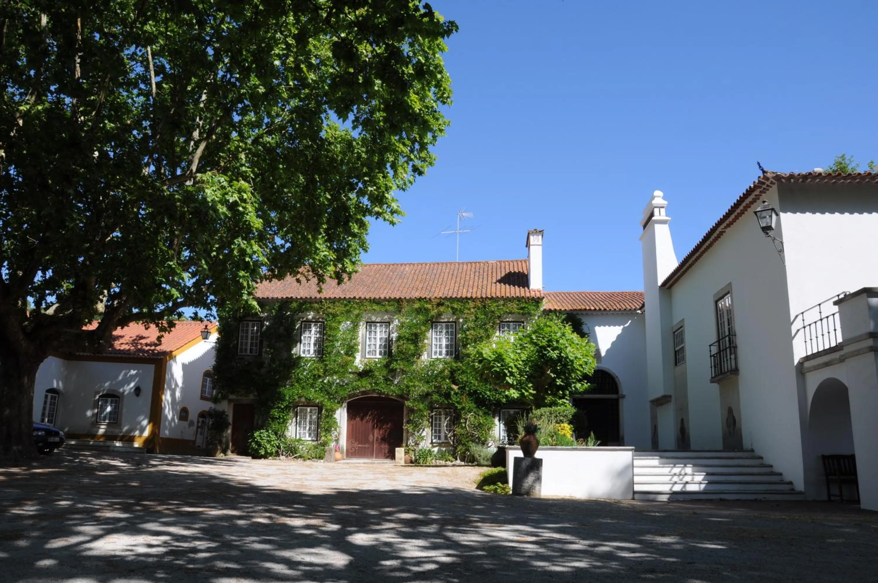 Facade/entrance in Quinta da Alcaidaria Mor