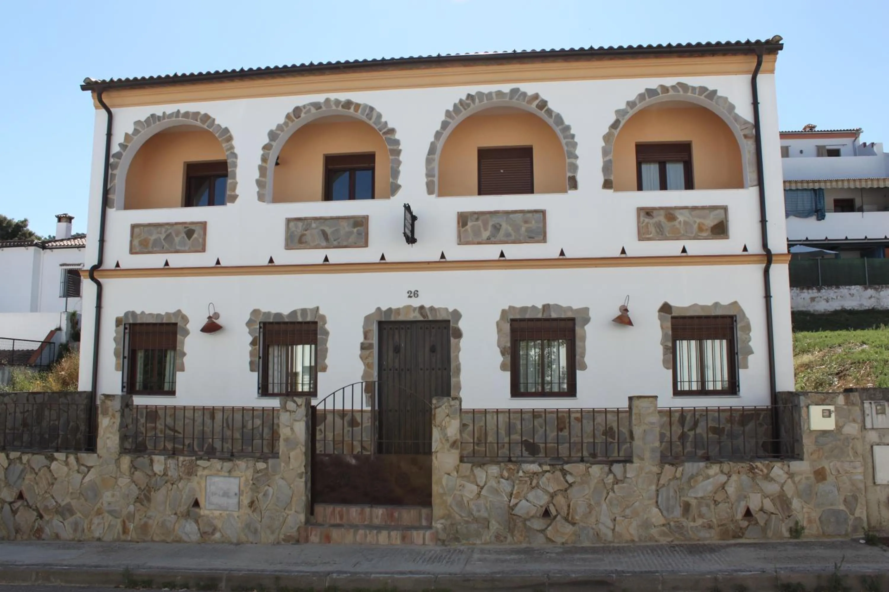 Property building in El Corral de Dolores