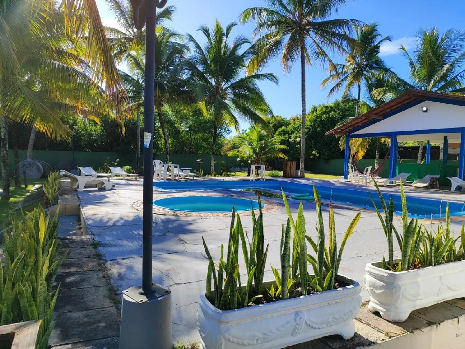 Swimming pool in Morada dos Coqueiros Praia Hotel