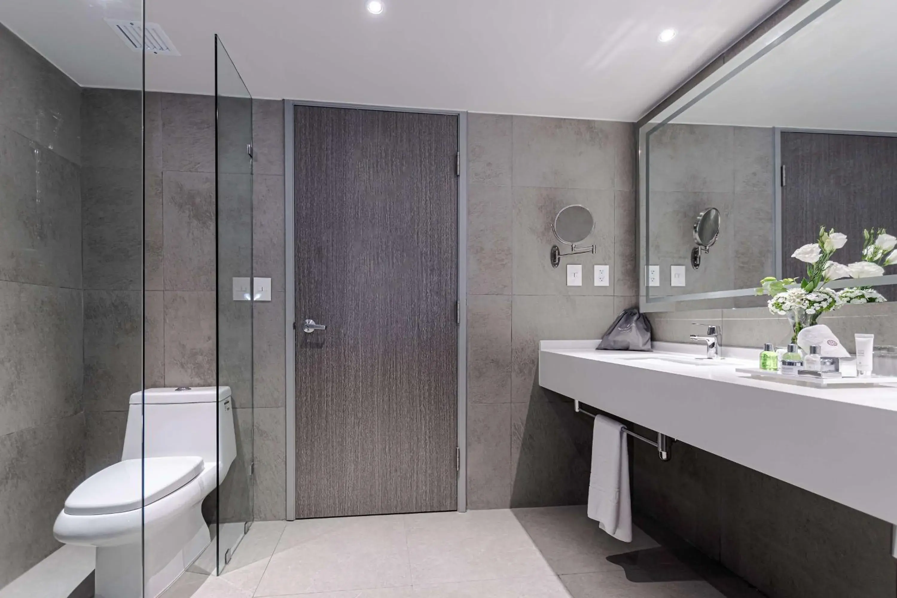 Bathroom in NH Collection Merida Paseo Montejo Bathroom in NH Collection Merida Paseo Montejo