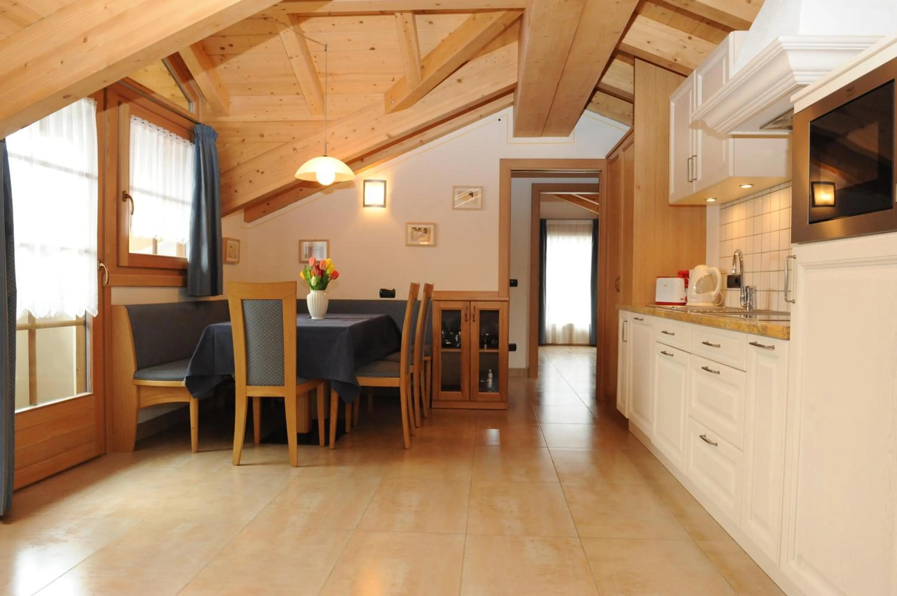 Kitchen or kitchenette in Chalet Tea Da Bondi
