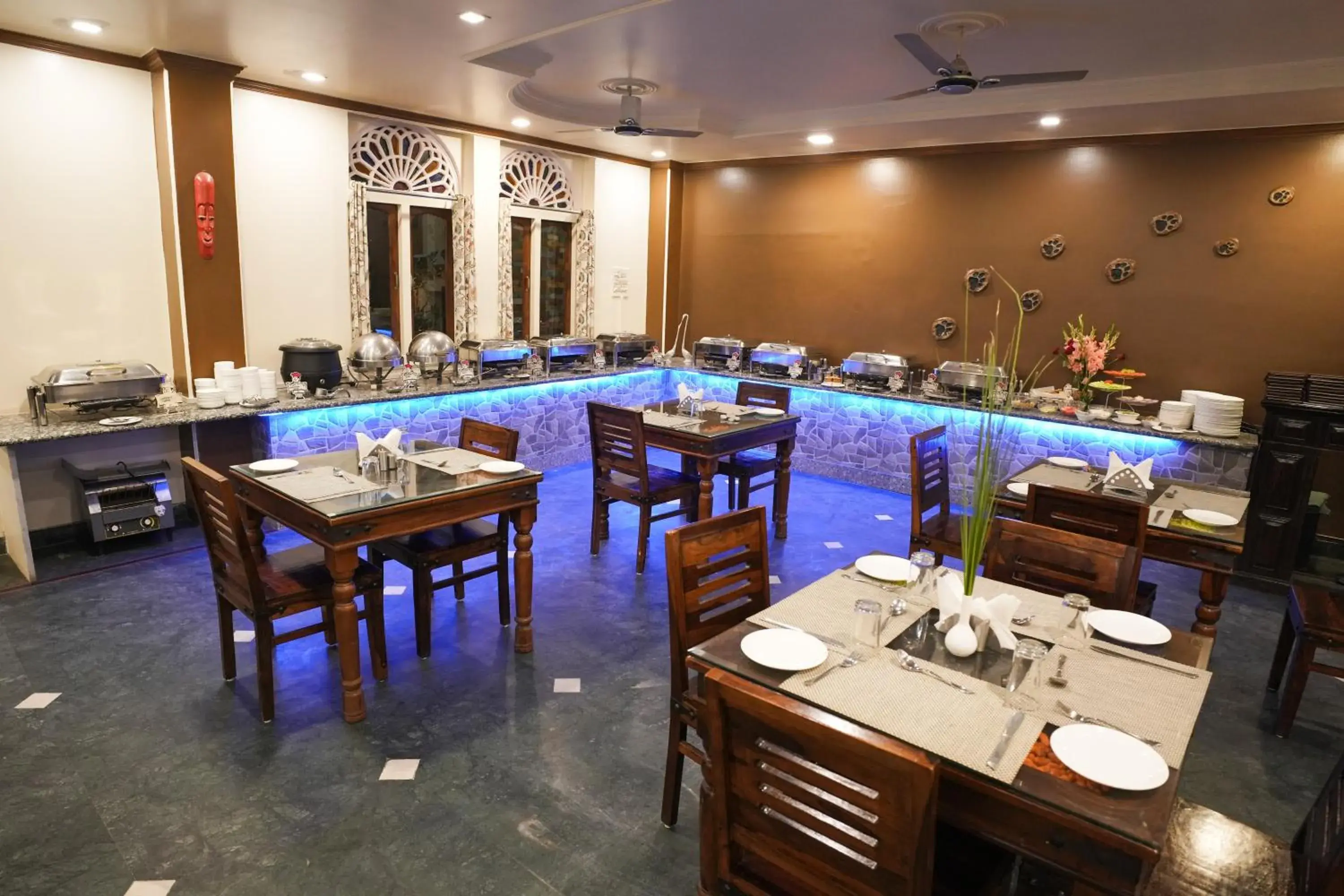 Restaurant/places to eat in Raj Palace Resort Restaurant/places to eat in Raj Palace Resort