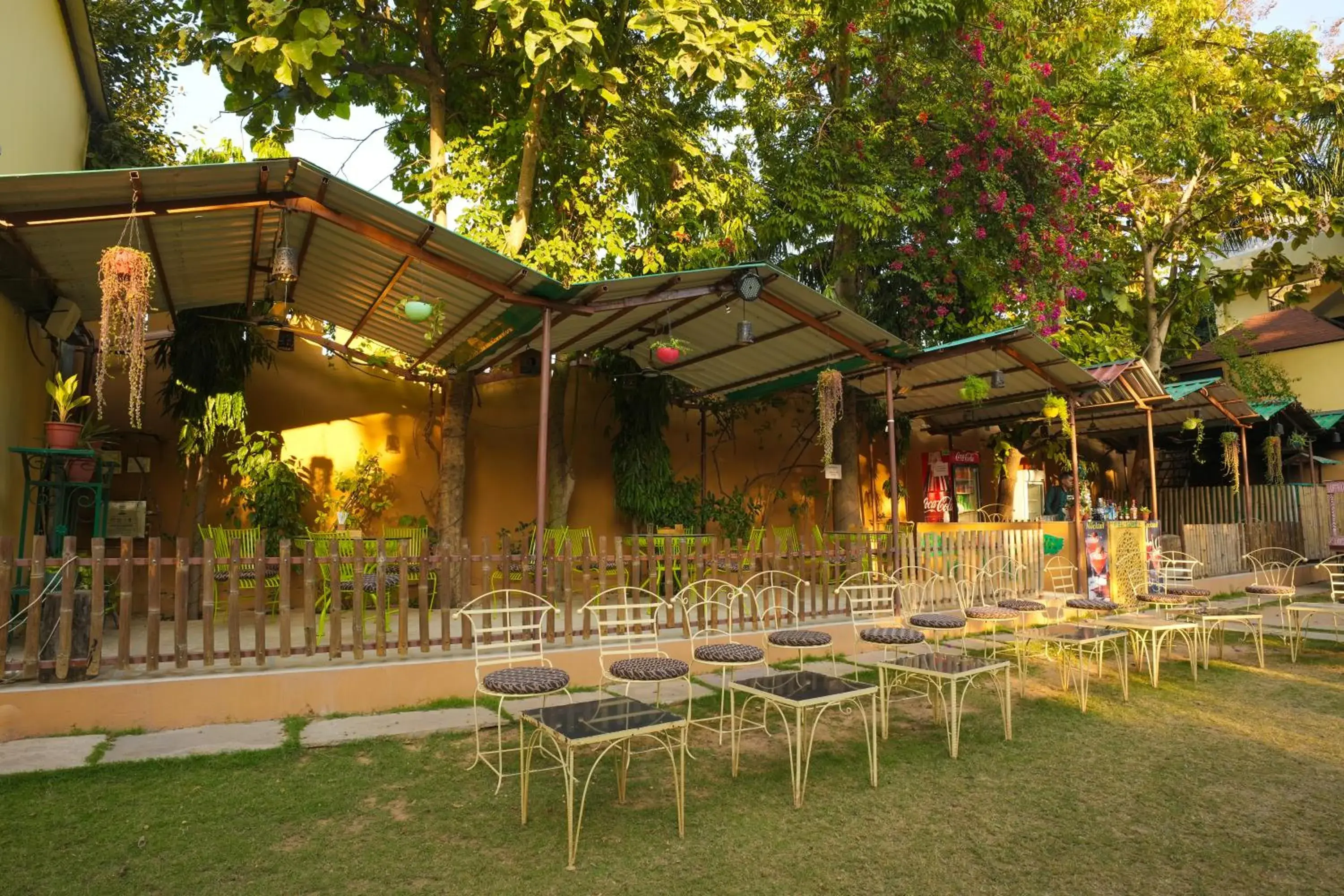 Lounge or bar in Raj Palace Resort Lounge or bar in Raj Palace Resort