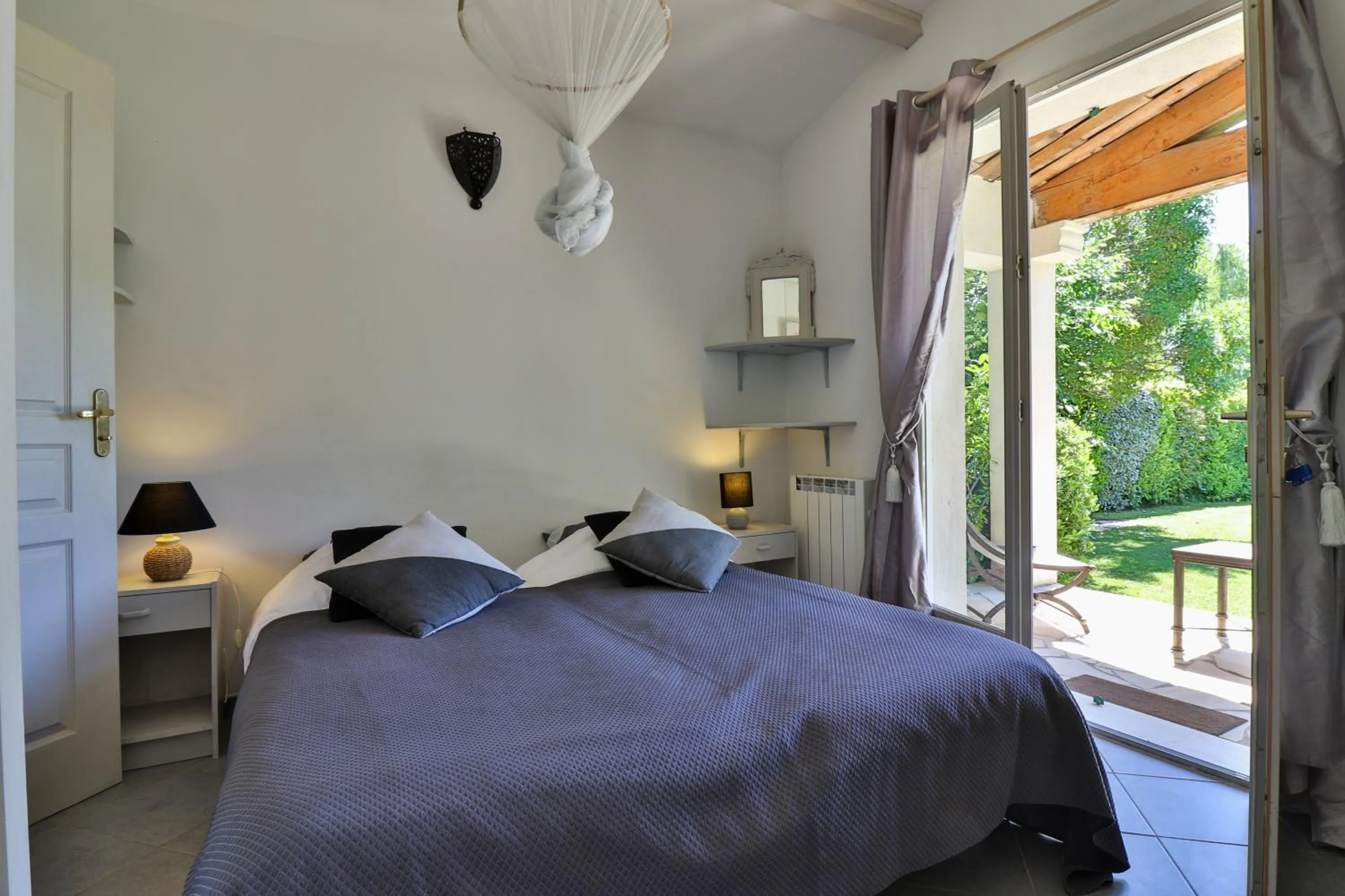 Bed in Le Clos de St Paul