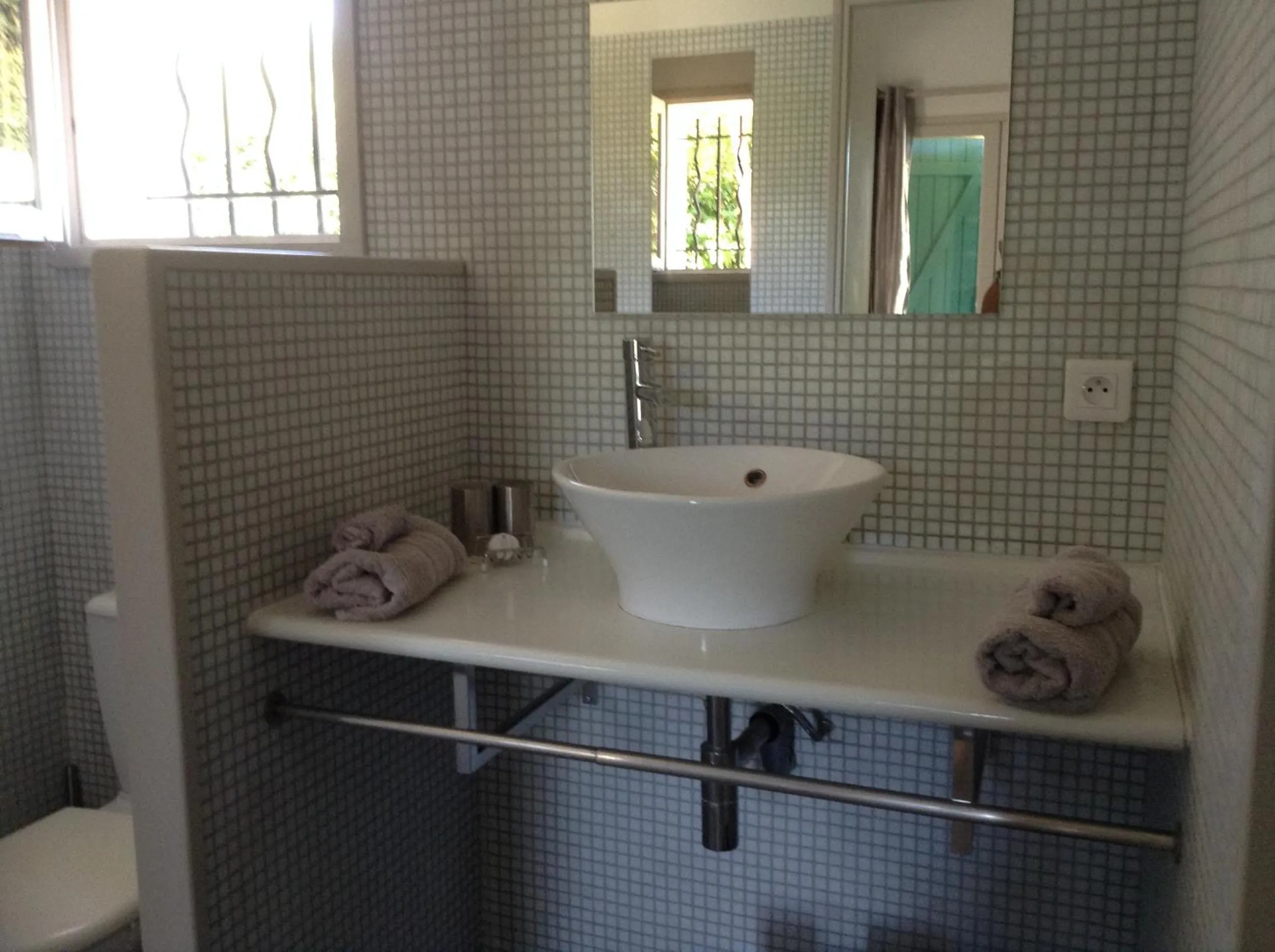 Property building in Le Clos de St Paul