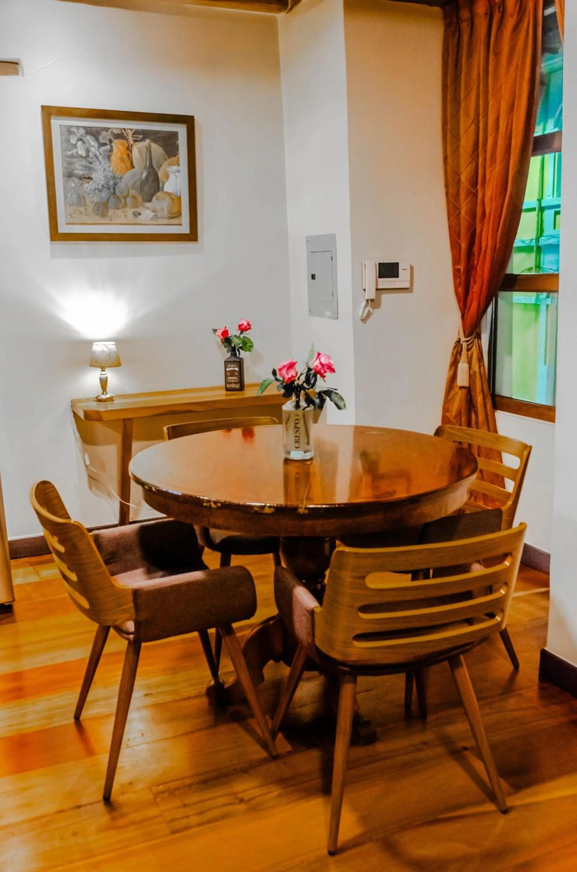 Dining area in Old Town Quito Suites, Heritage Boutique Hotel, Where Every Detail Tells a Story