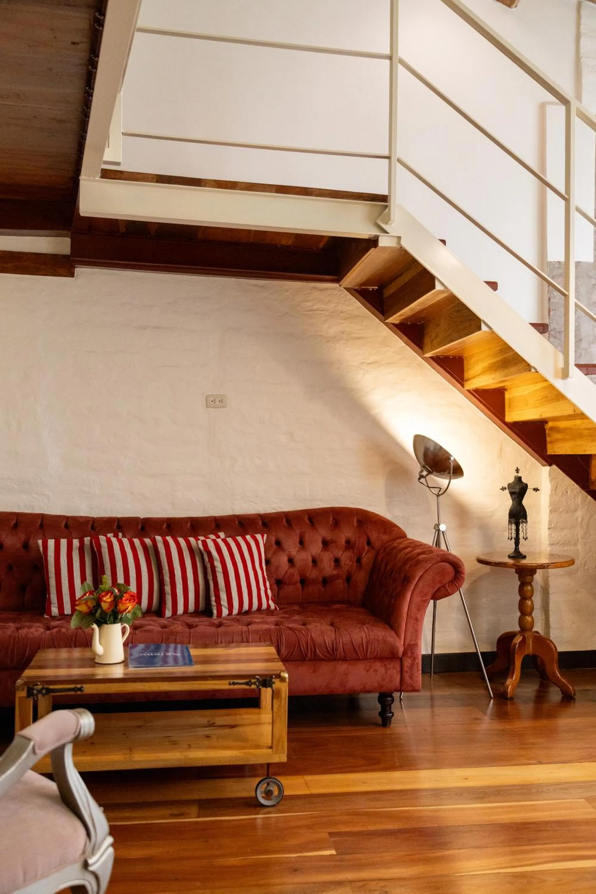 Living room in Old Town Quito Suites, Heritage Hotel, Historic center