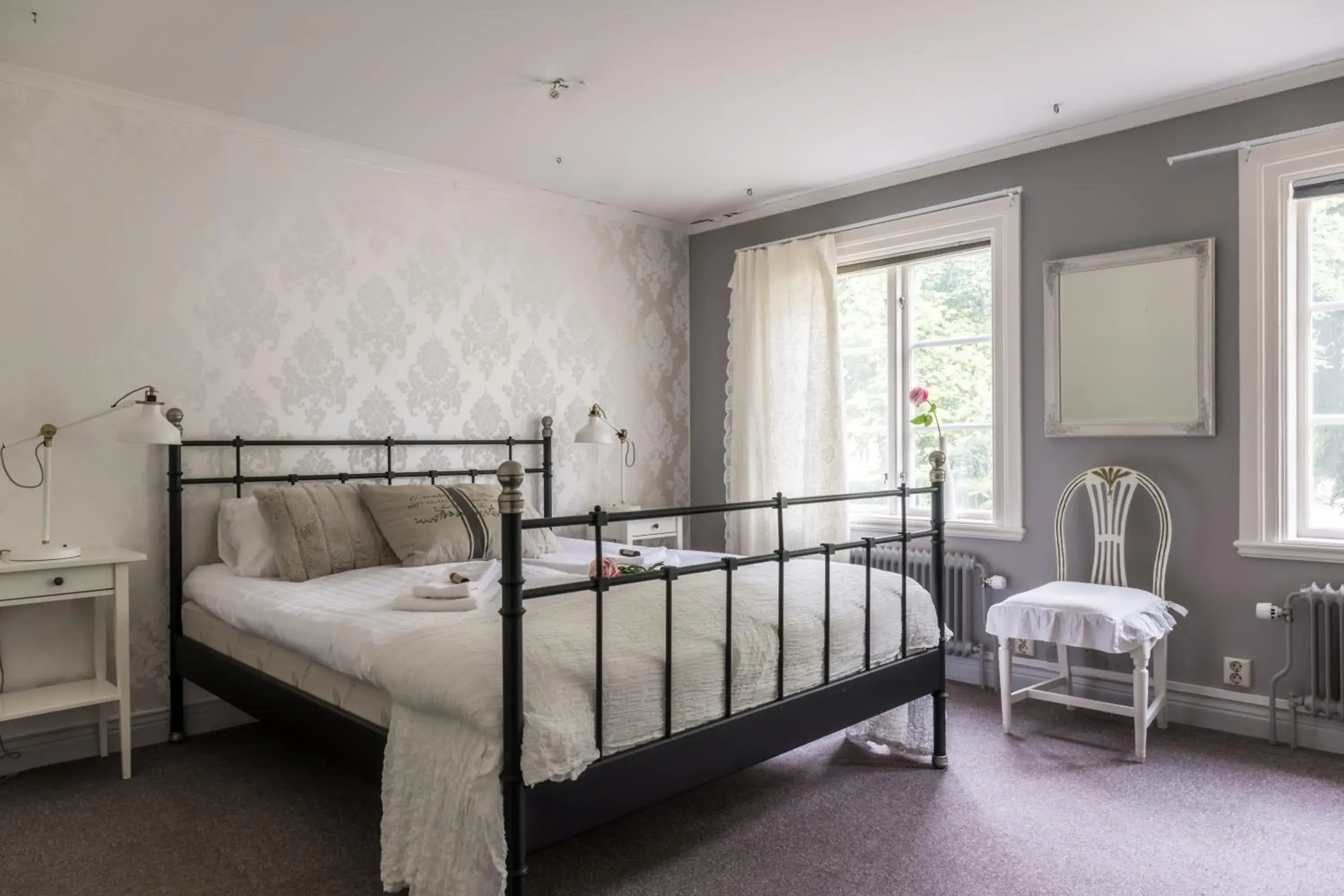 Triple Room with Shared Bathroom in Huskvarna Hotell & Vandrarhem Triple Room with Shared Bathroom in Huskvarna Hotell & Vandrarhem