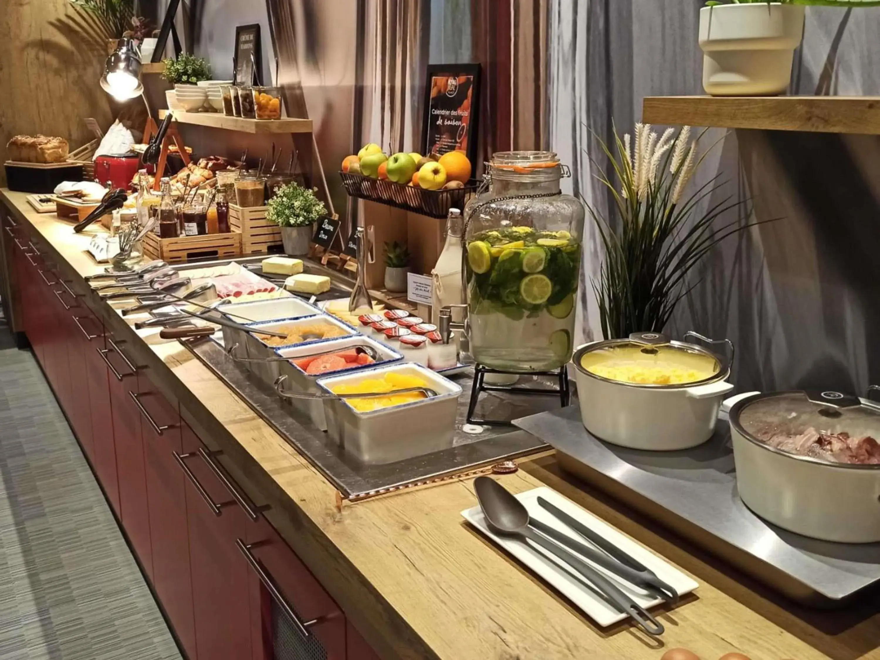 Breakfast in ibis Toulon La Seyne sur Mer Breakfast in ibis Toulon La Seyne sur Mer