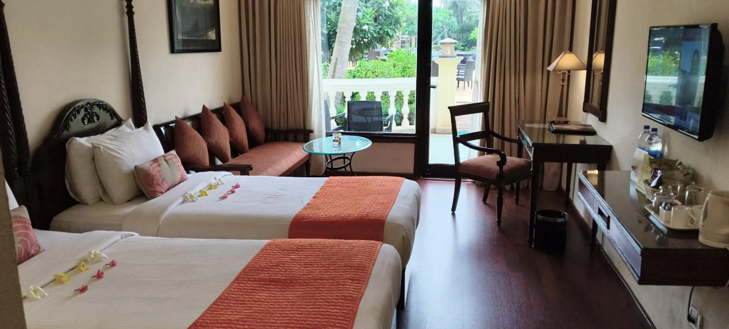 Bed in The Hans Coco Palms