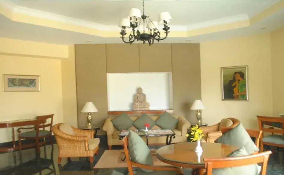 Deluxe Suite with Sea View in The Hans Coco Palms Deluxe Suite with Sea View in The Hans Coco Palms