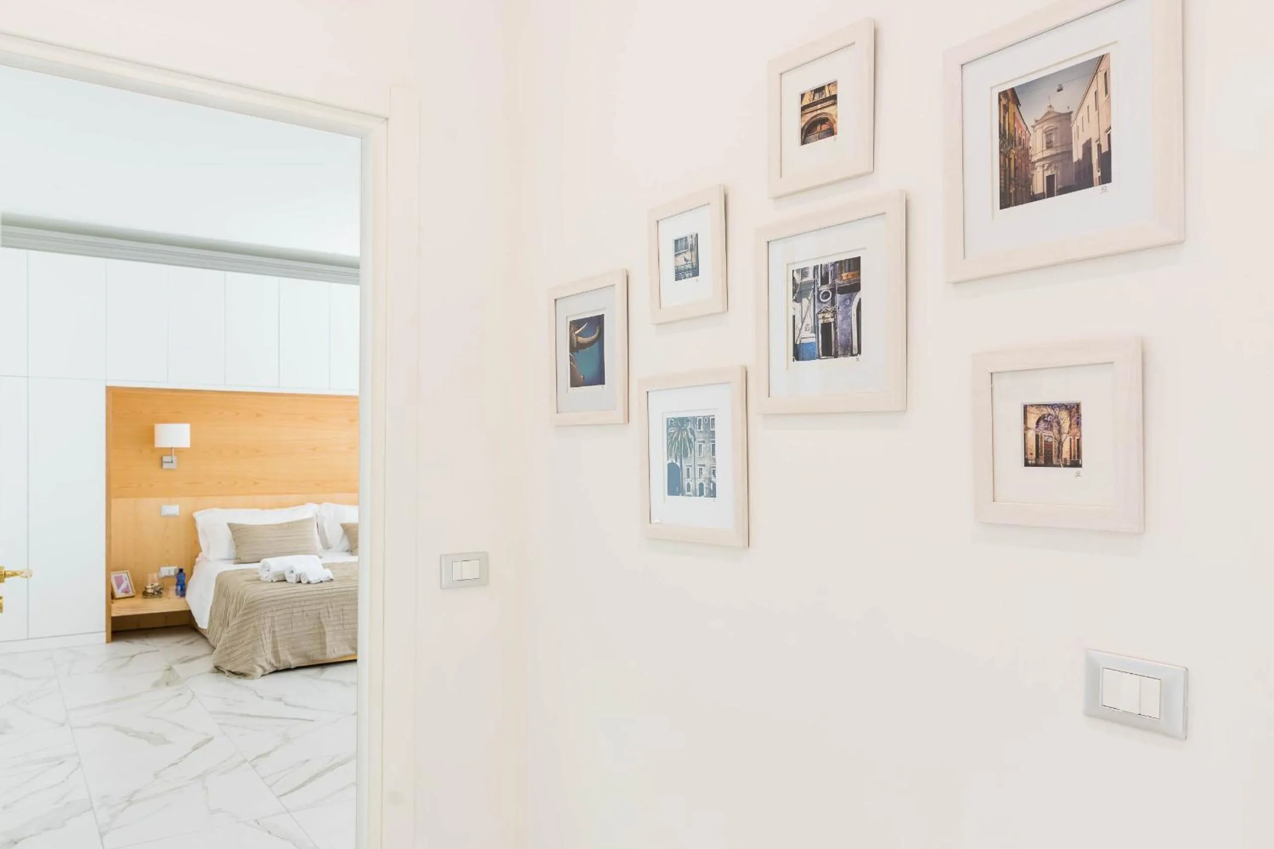 Bed in Luxury Suite Corso Umberto