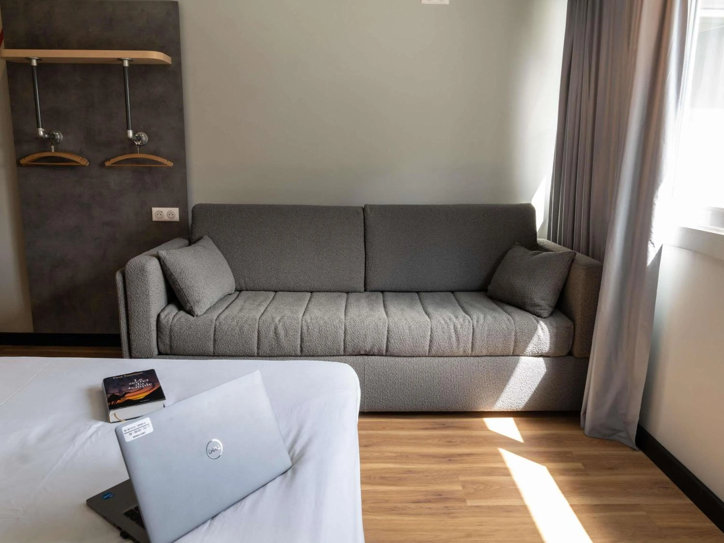 Bedroom in Ibis Budget Saint Malo Centre