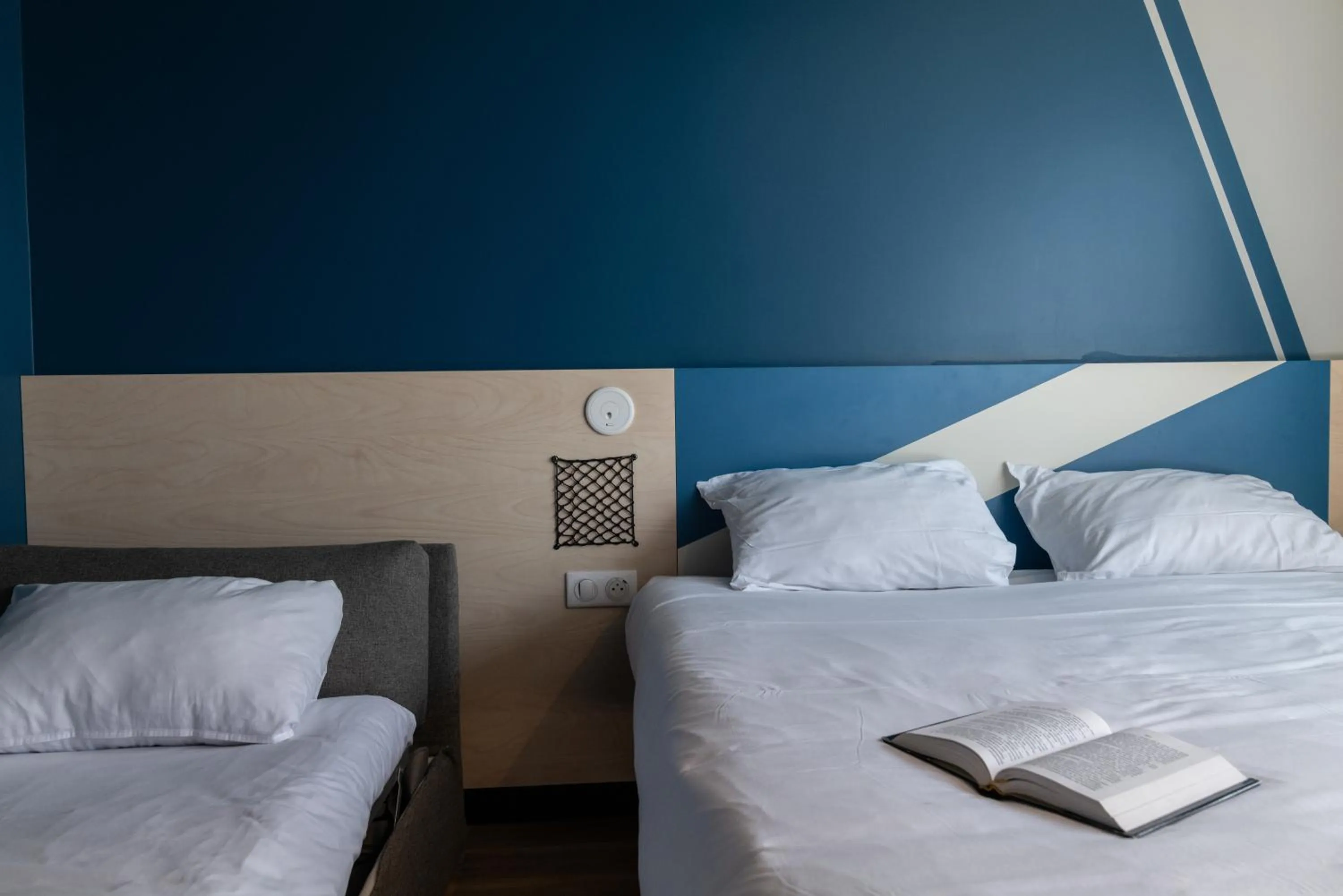 Bed in Ibis Budget Saint Malo Centre