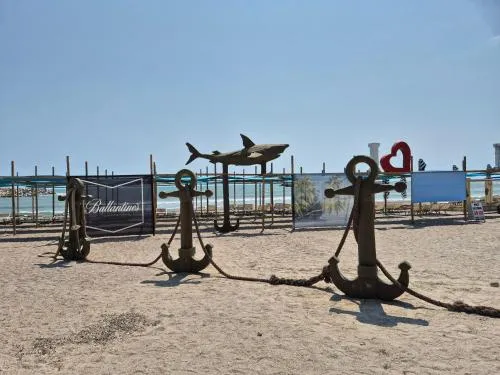 Mojo Resort