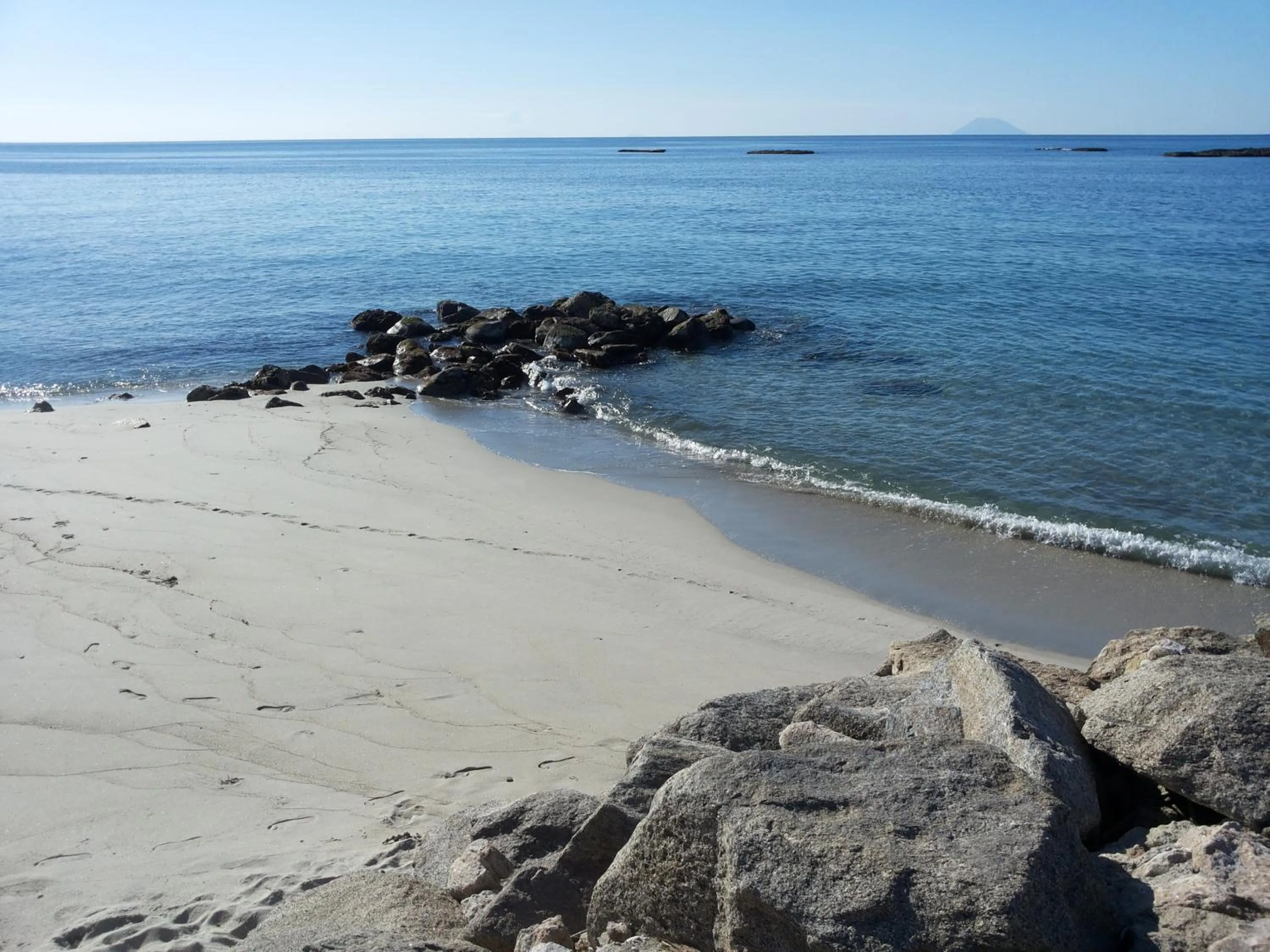 Beach in B&B Il Nido