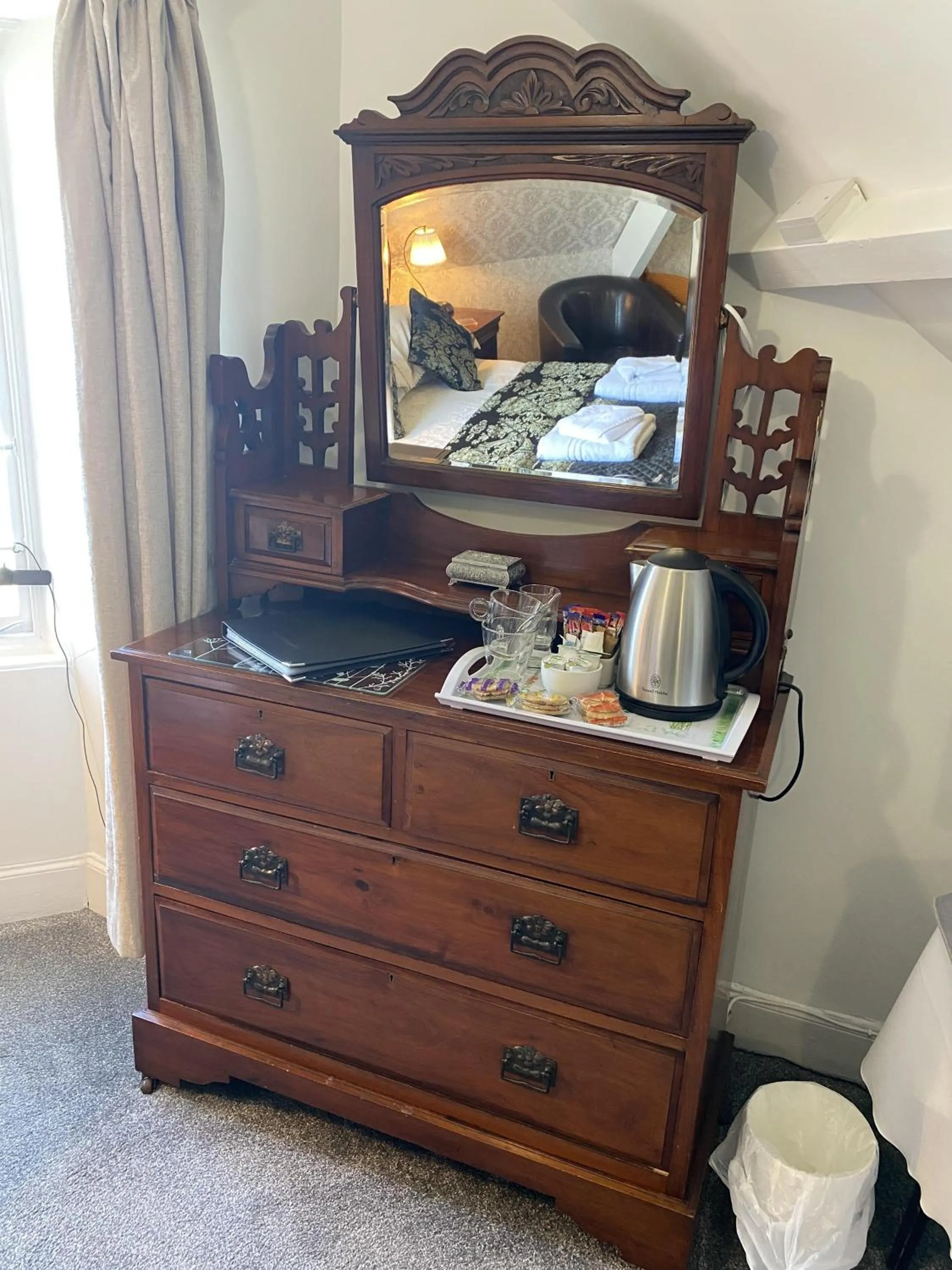 Bedroom in The North Cliff Hotel