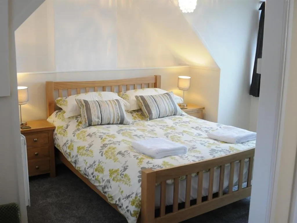 Bedroom, Bed in The North Cliff Hotel