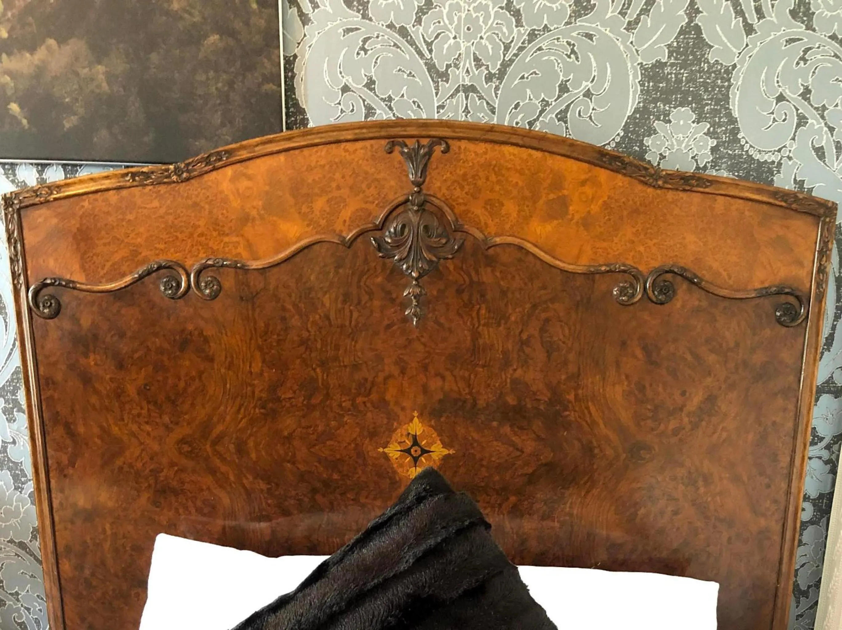 Bedroom in The North Cliff Hotel