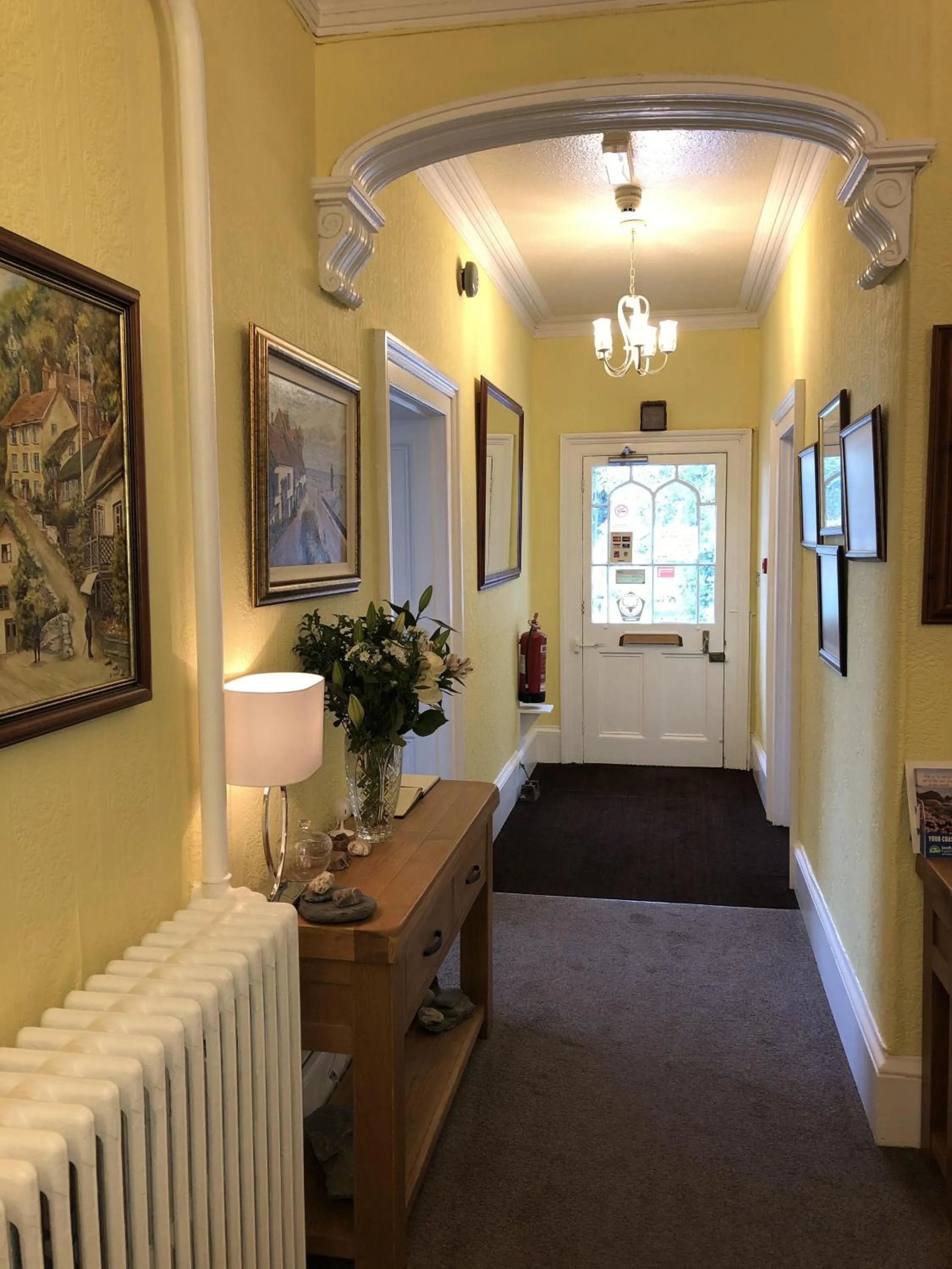 Lobby or reception in The North Cliff Hotel