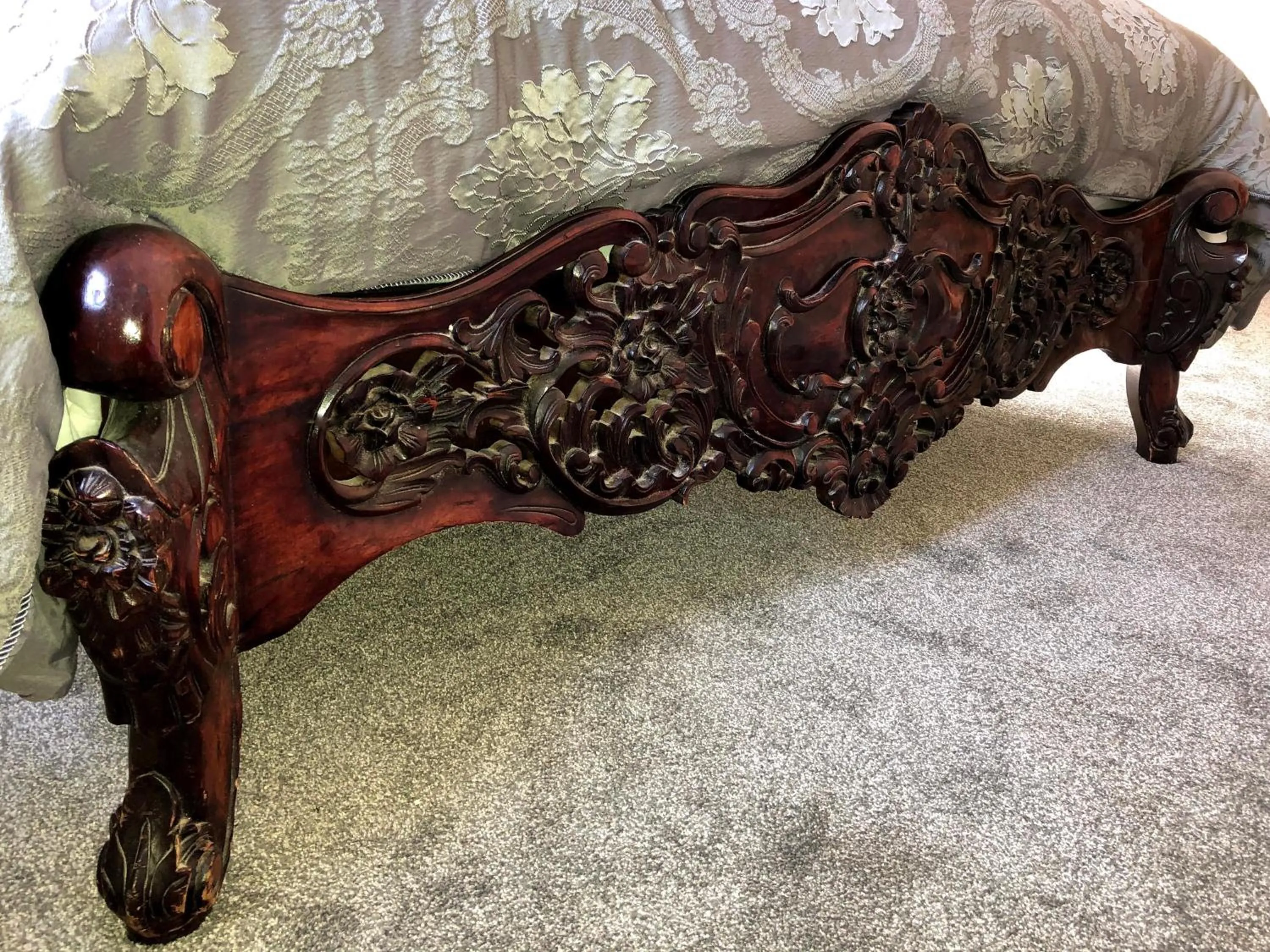 Bedroom in The North Cliff Hotel