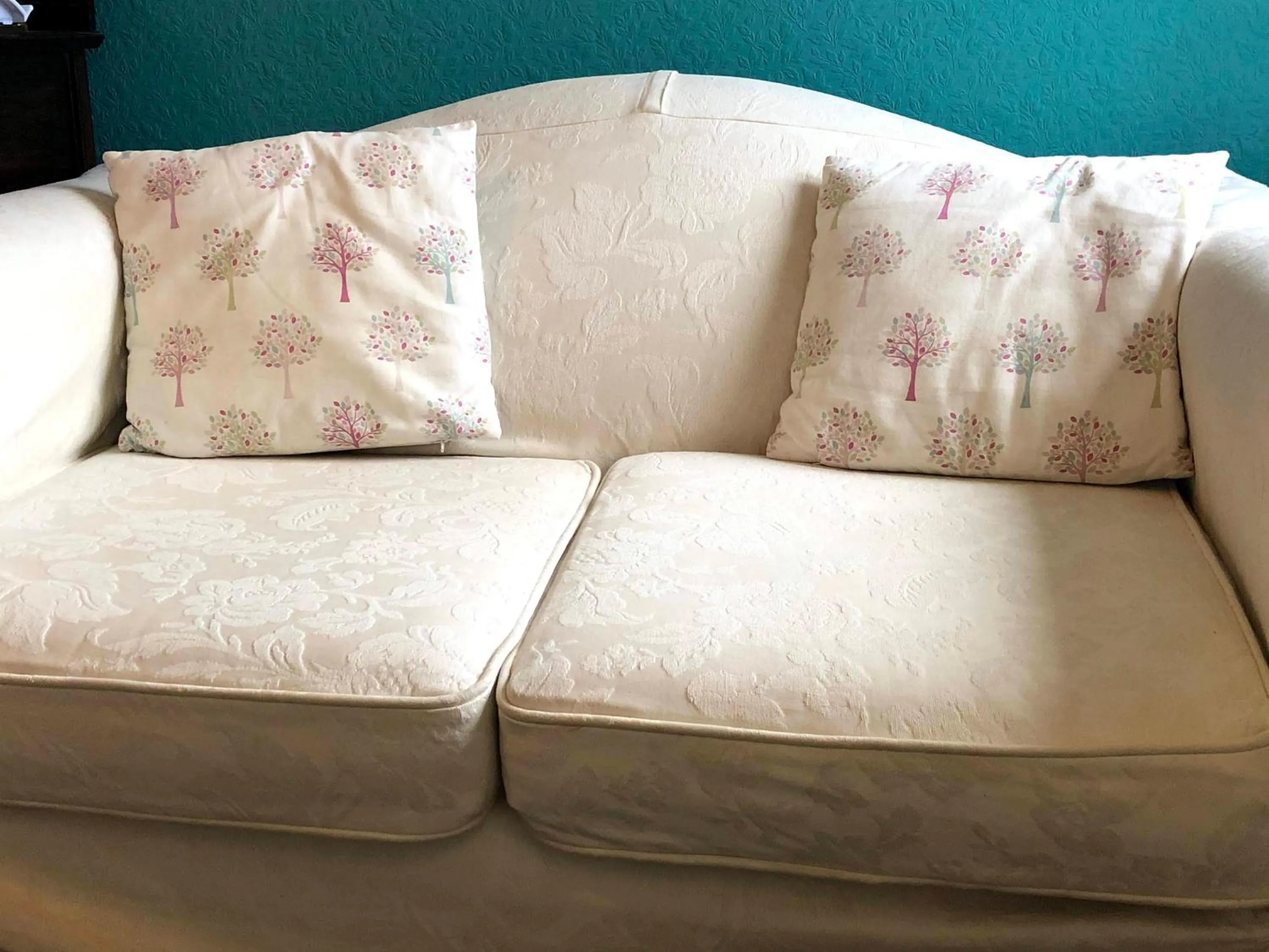 Bedroom in The North Cliff Hotel